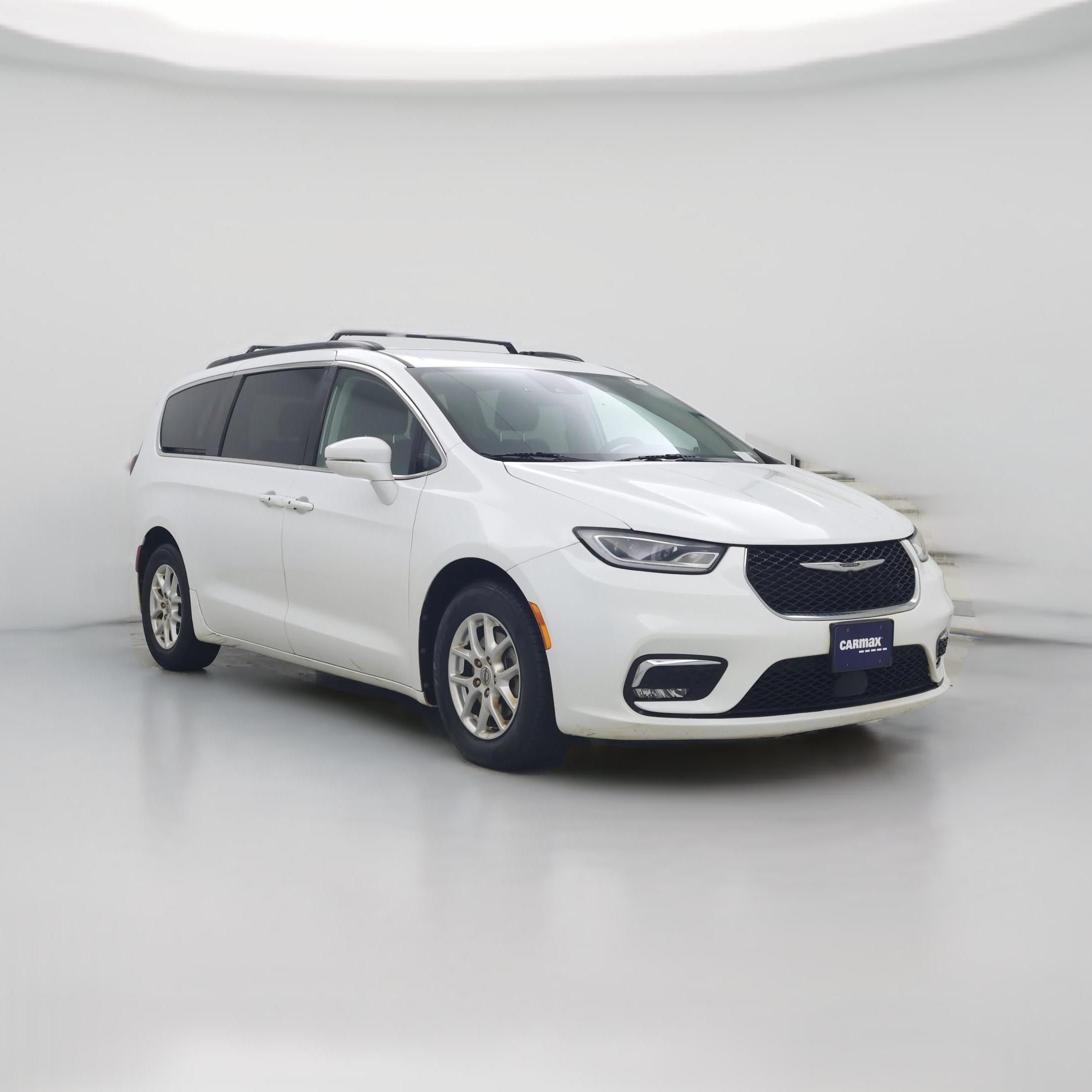 Thumbnail: 2022 Chrysler Pacifica - 1