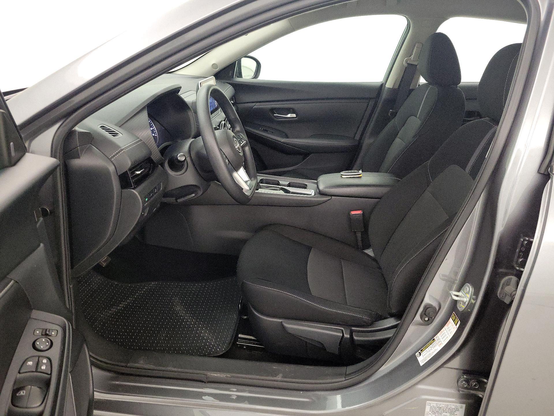 Thumbnail: 2024 Nissan Sentra - 11