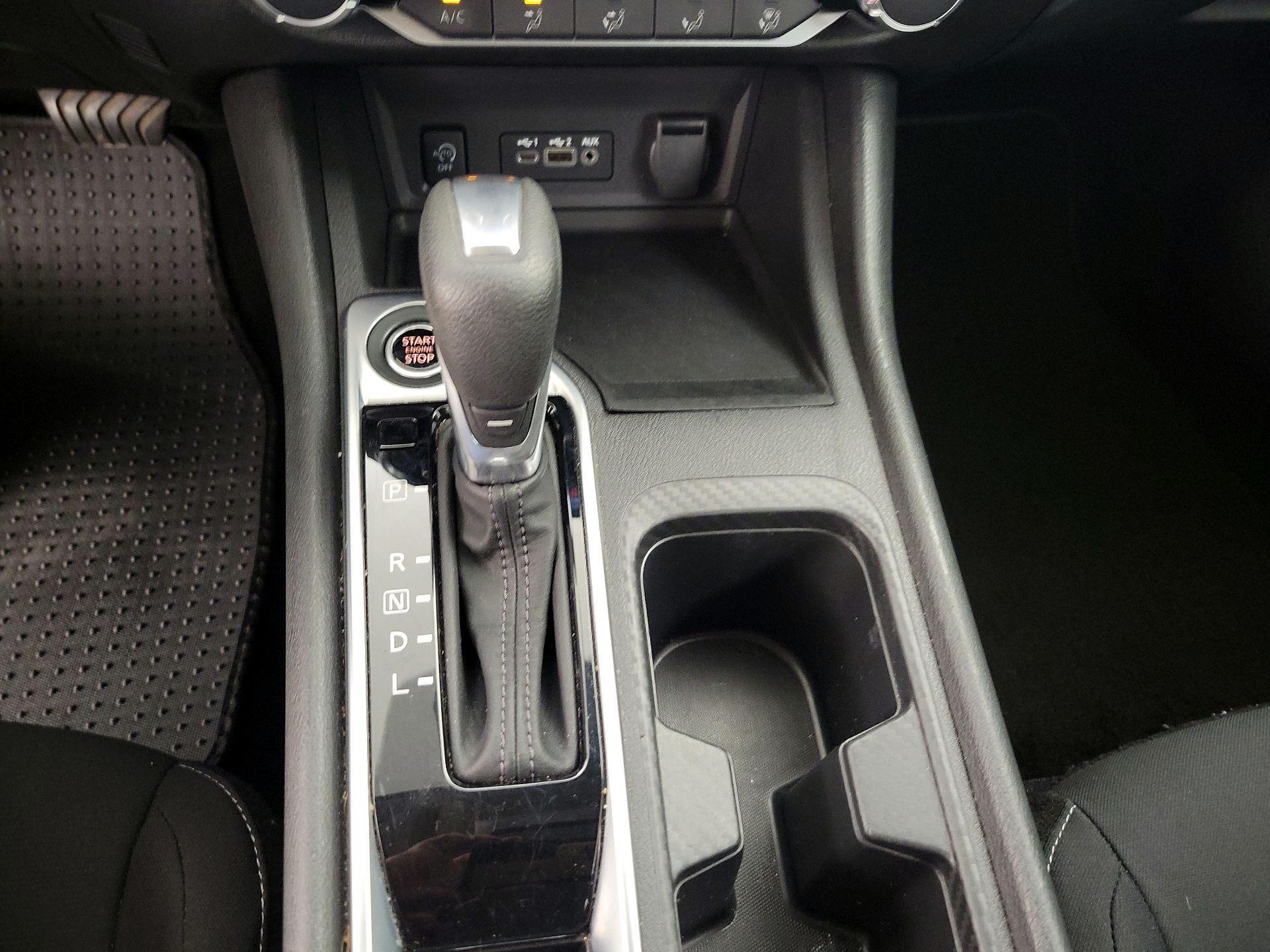 Thumbnail: 2024 Nissan Sentra - 17