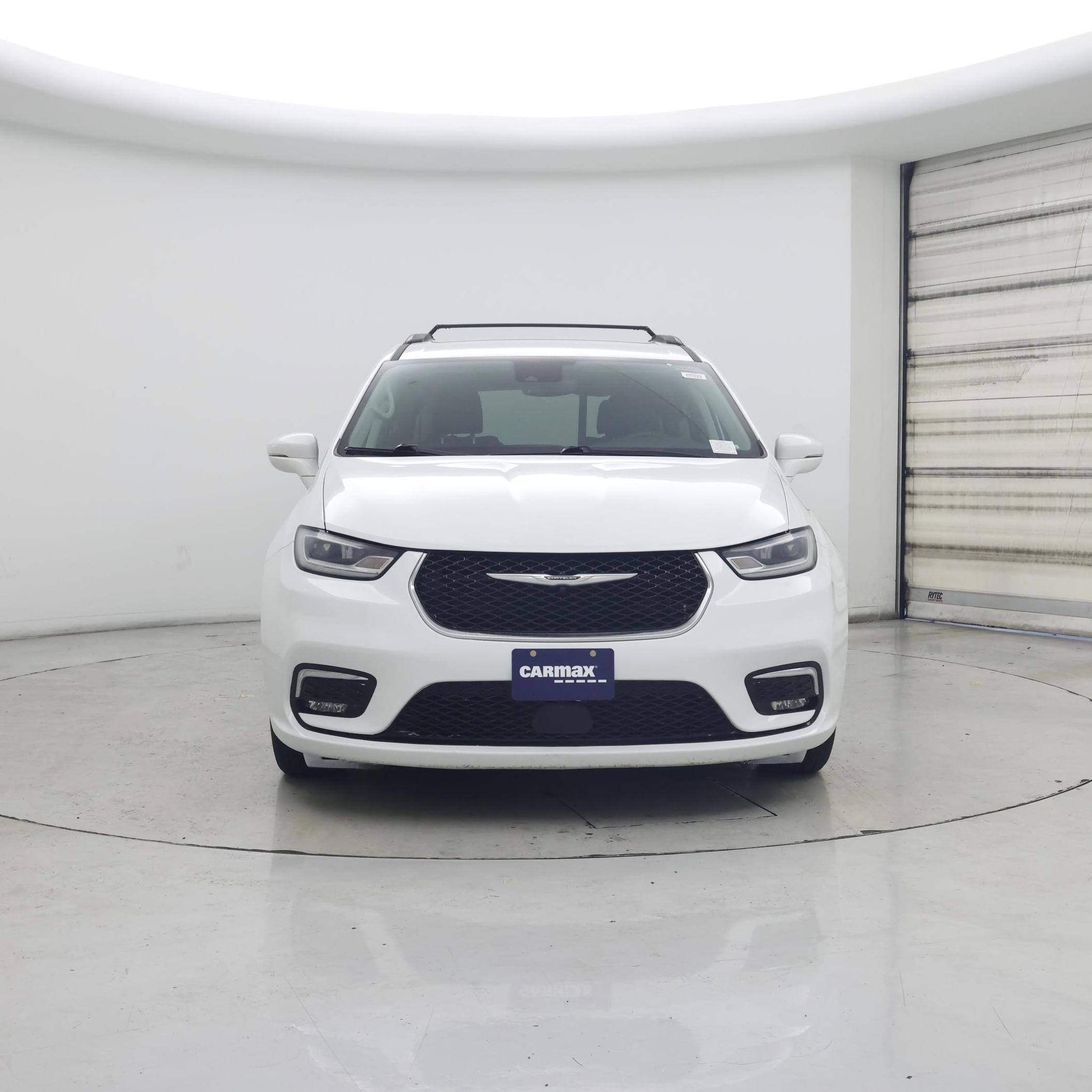 Thumbnail: 2022 Chrysler Pacifica - 5