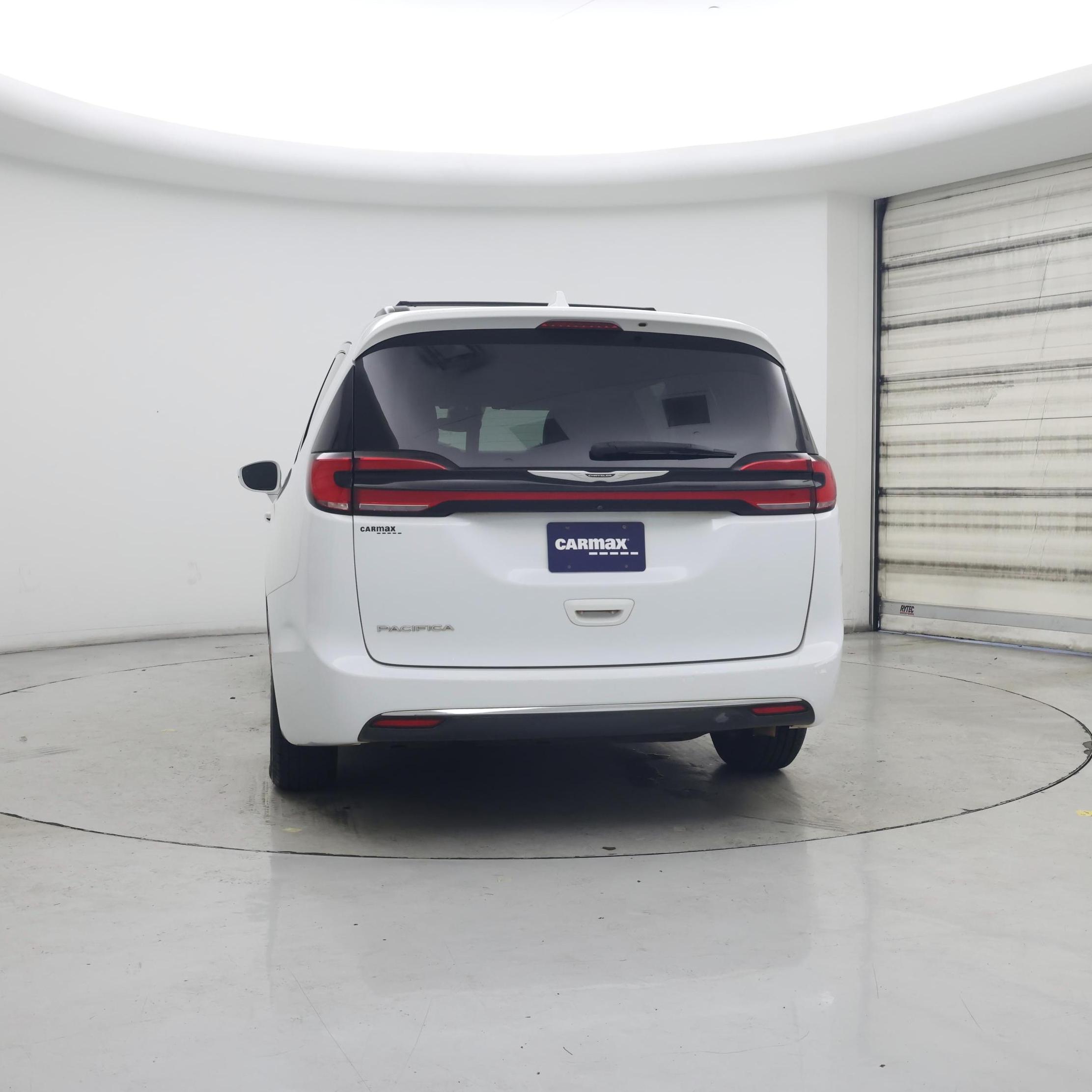 Thumbnail: 2022 Chrysler Pacifica - 6