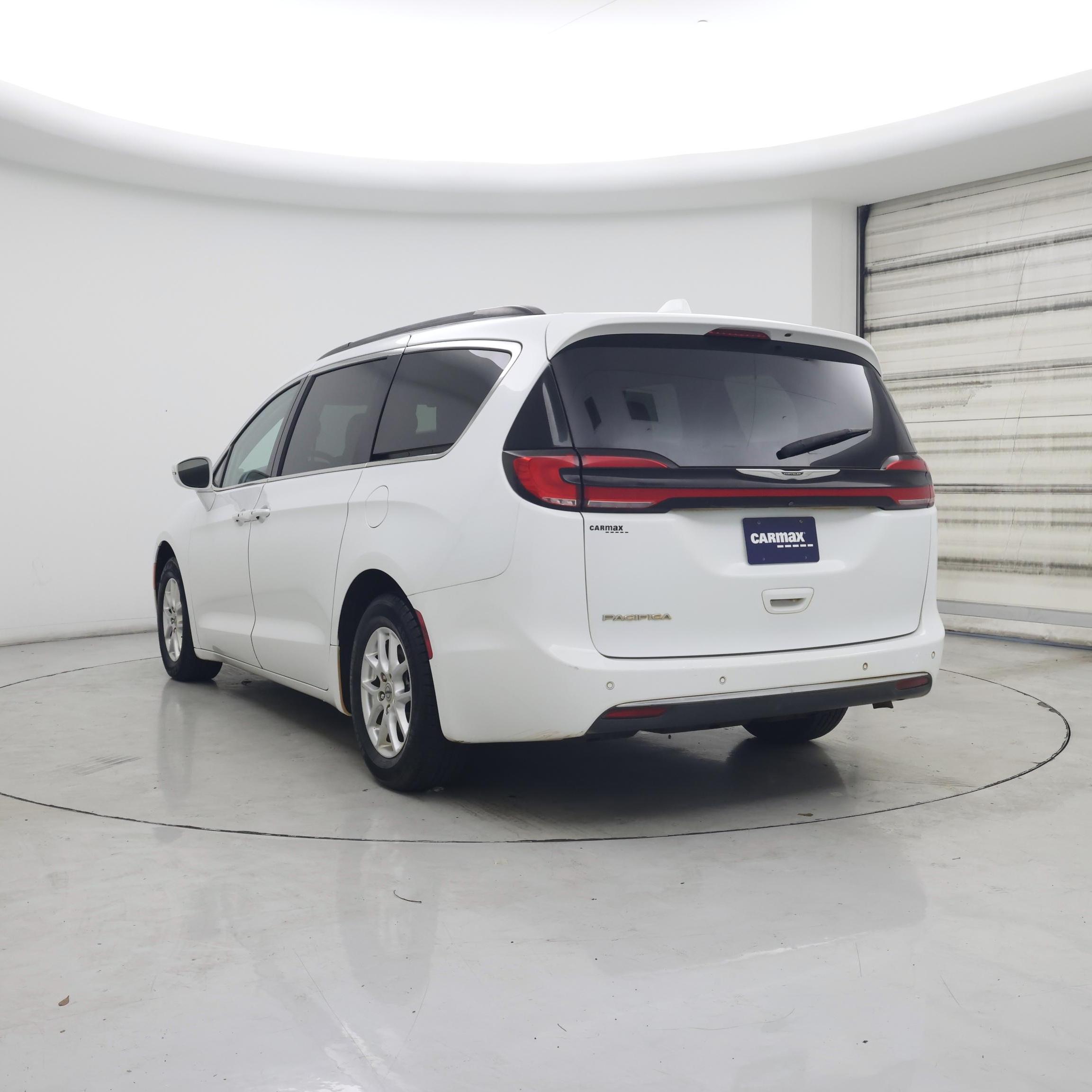 Thumbnail: 2022 Chrysler Pacifica - 2