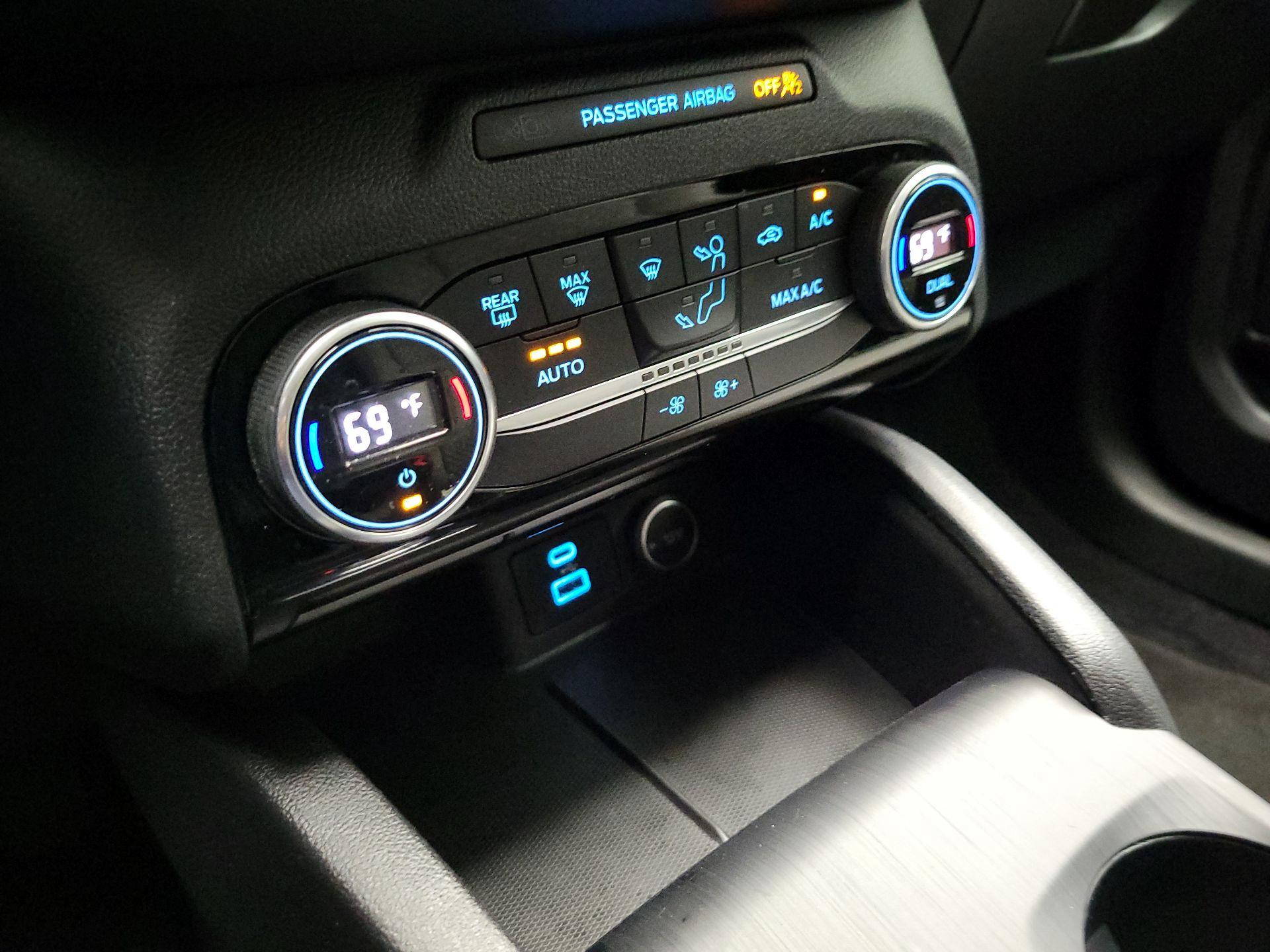 Thumbnail: 2021 Ford Escape - 15