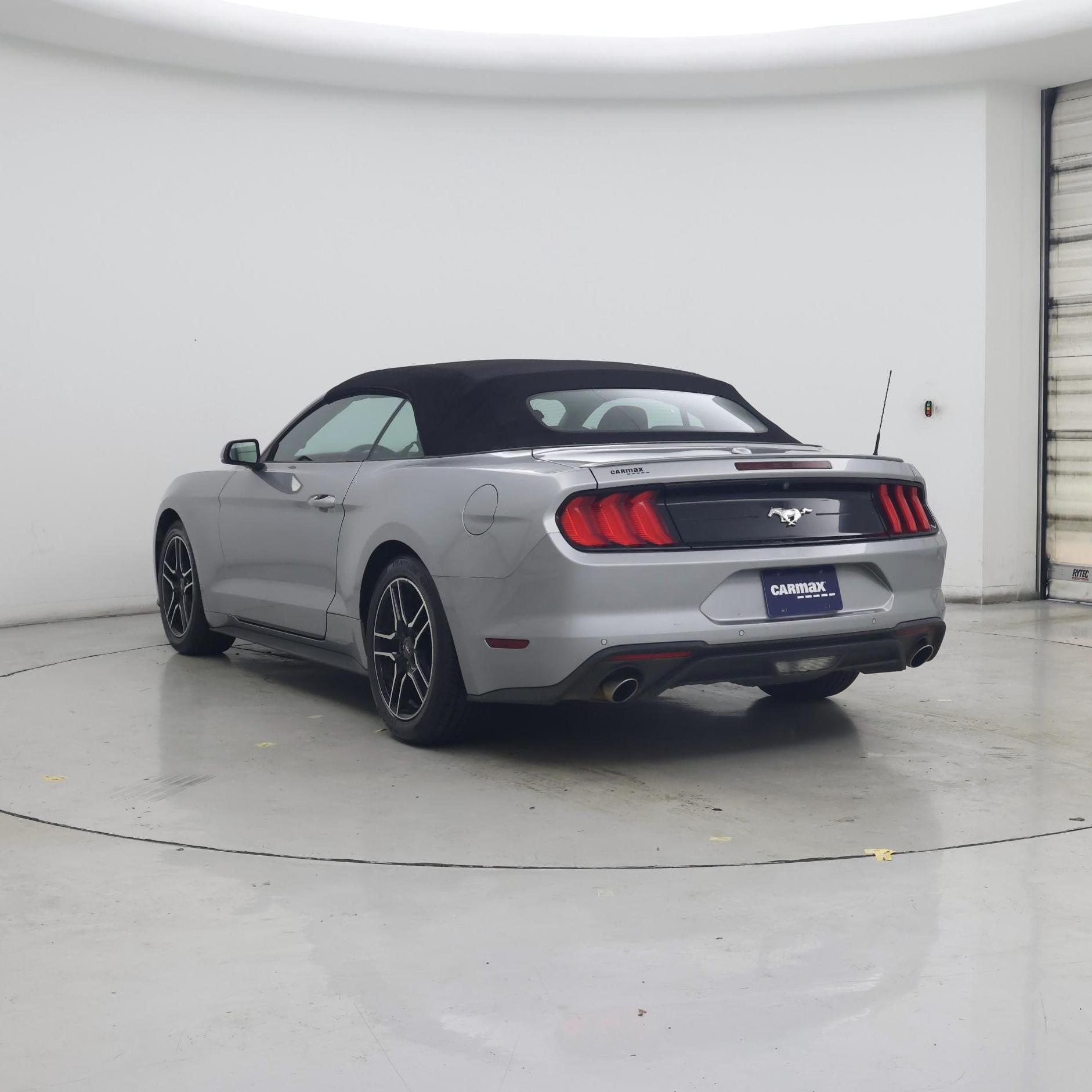 Thumbnail: 2022 Ford Mustang - 2