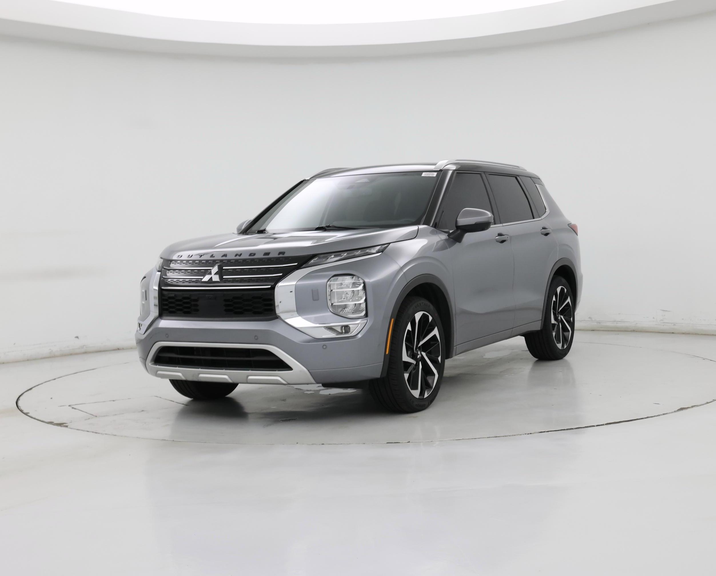 Thumbnail: 2024 Mitsubishi Outlander - 4