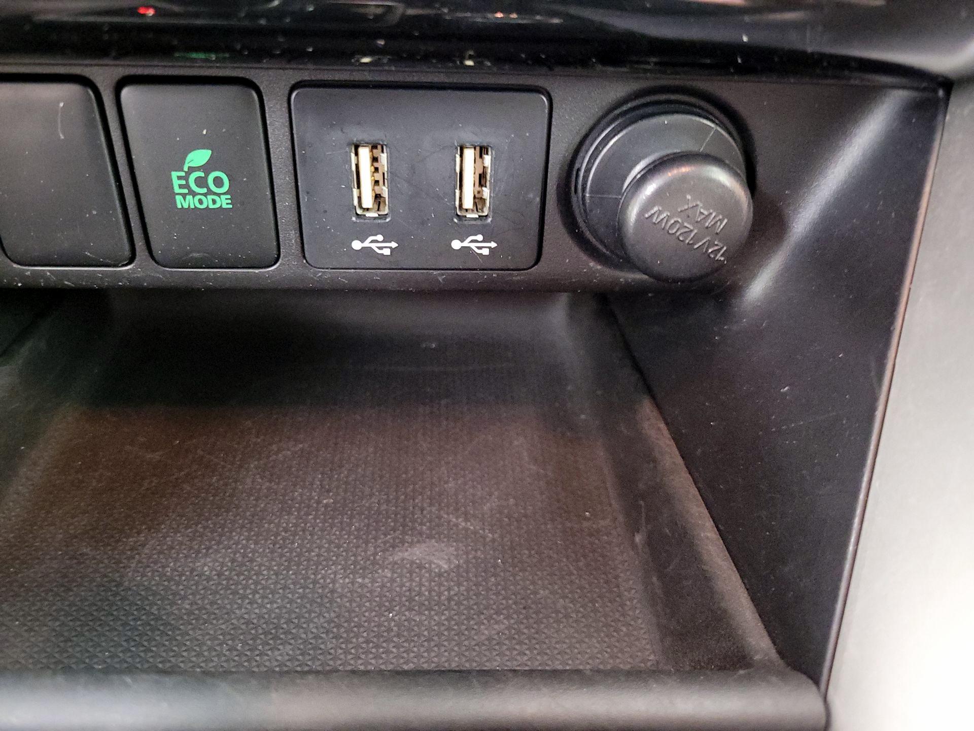 Thumbnail: 2022 Mitsubishi Eclipse Cross - 18