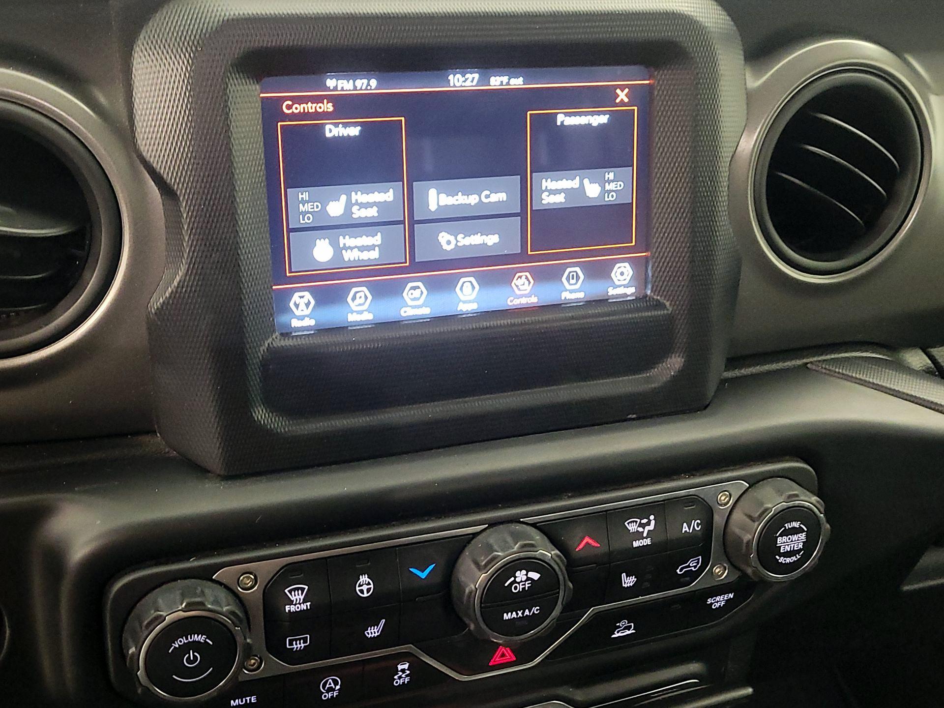 Thumbnail: 2023 Jeep Wrangler - 16