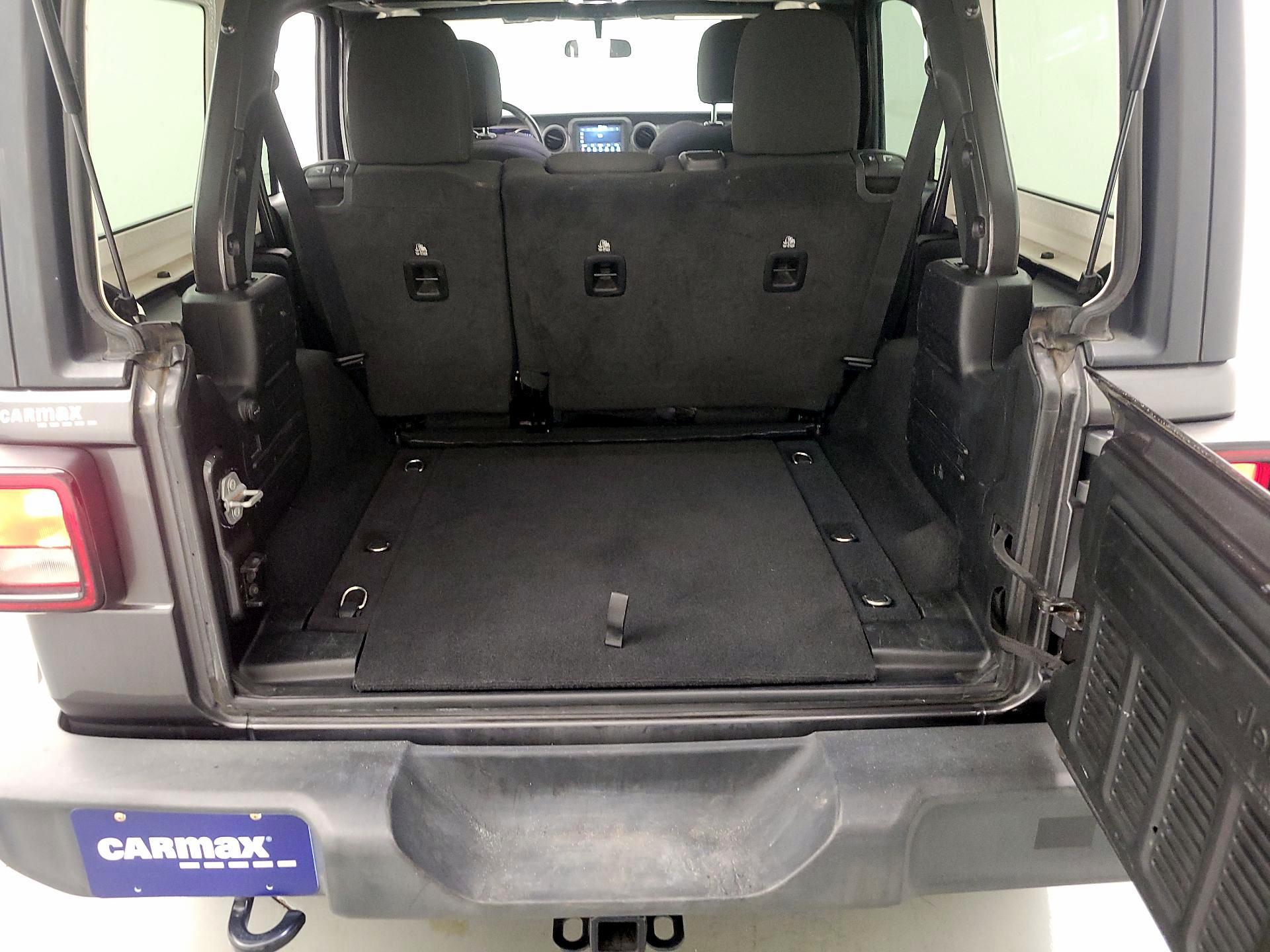 Thumbnail: 2023 Jeep Wrangler - 20