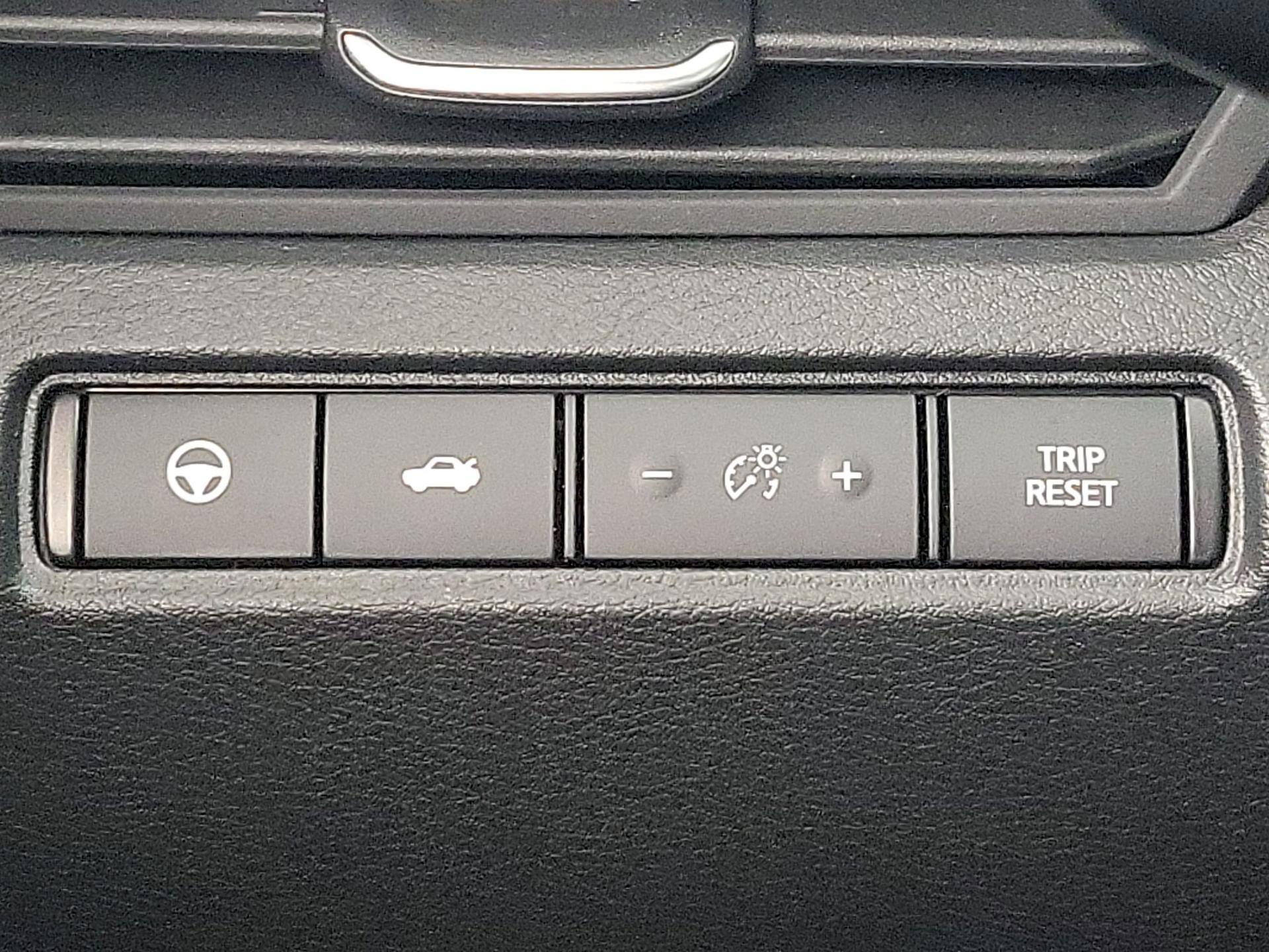 Thumbnail: 2020 Nissan Altima - 13