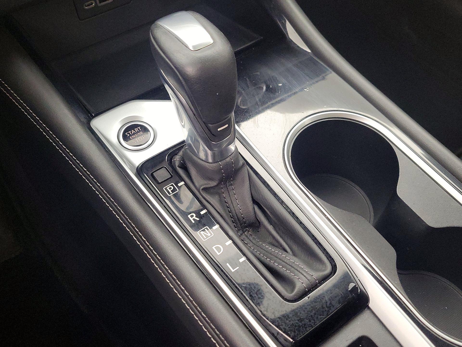 Thumbnail: 2020 Nissan Altima - 18