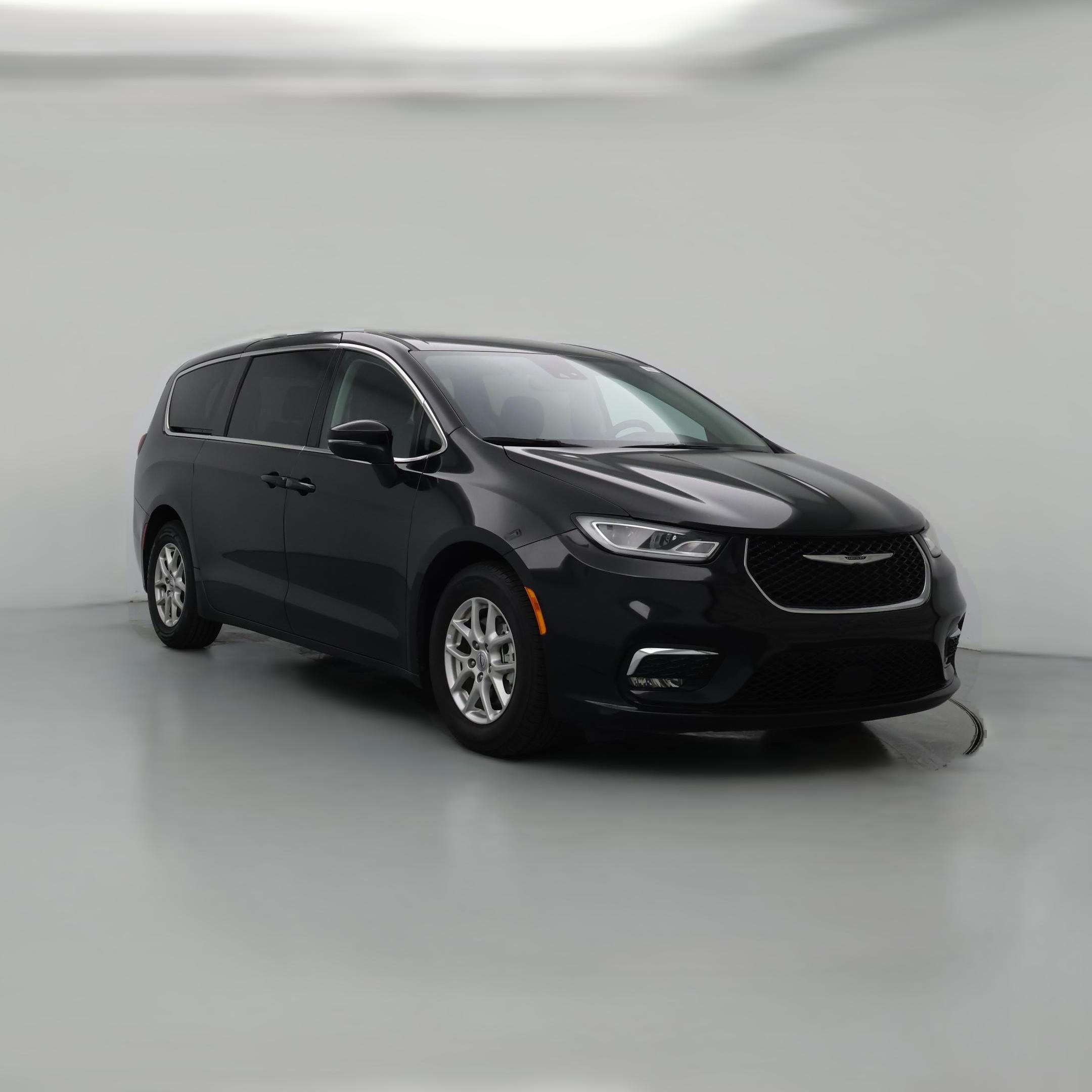 Thumbnail: 2023 Chrysler Pacifica - 1