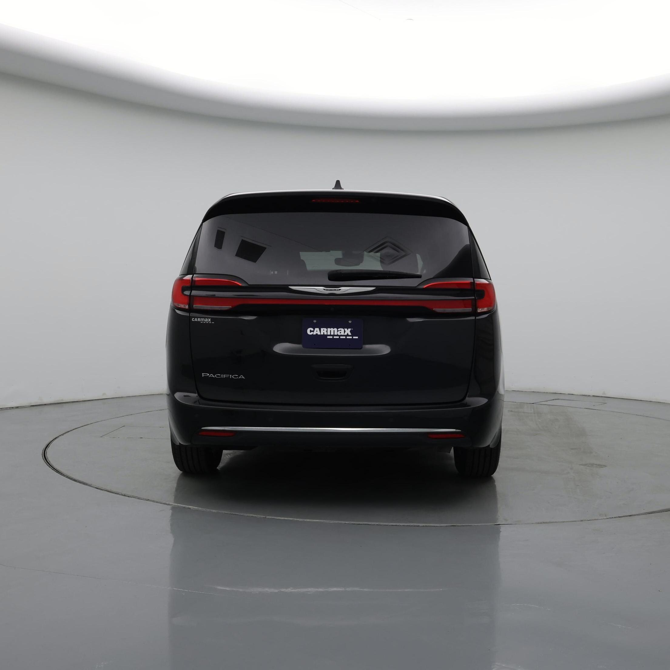 Thumbnail: 2023 Chrysler Pacifica - 6
