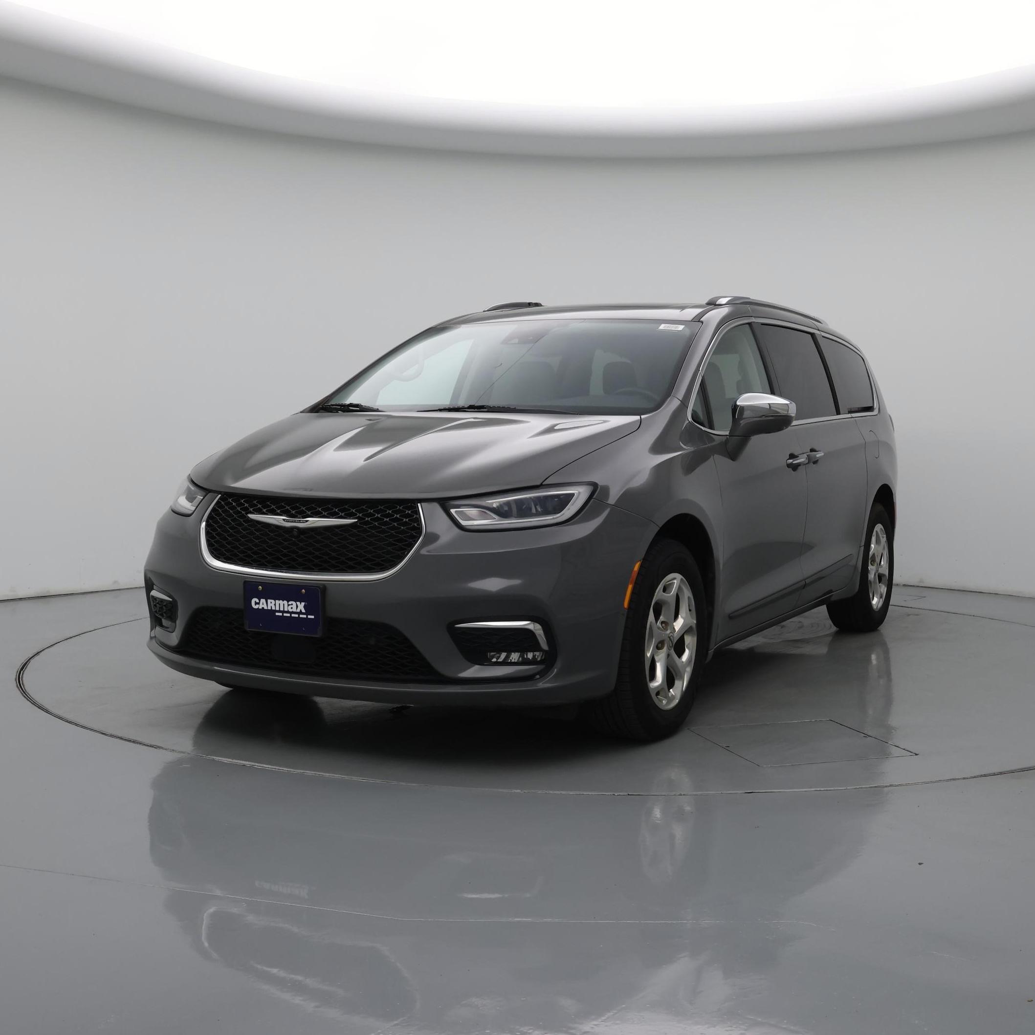 Thumbnail: 2021 Chrysler Pacifica - 4