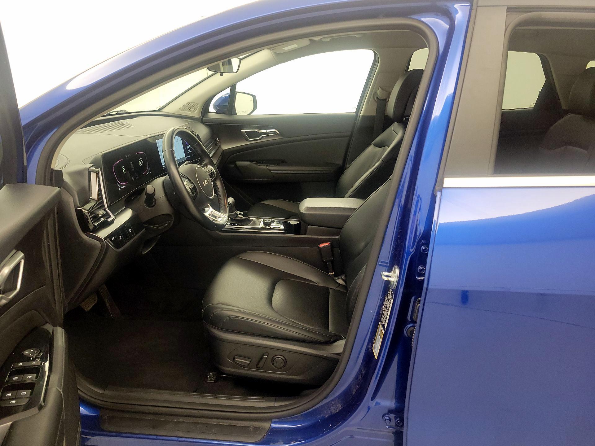 Thumbnail: 2023 Kia Sportage - 11