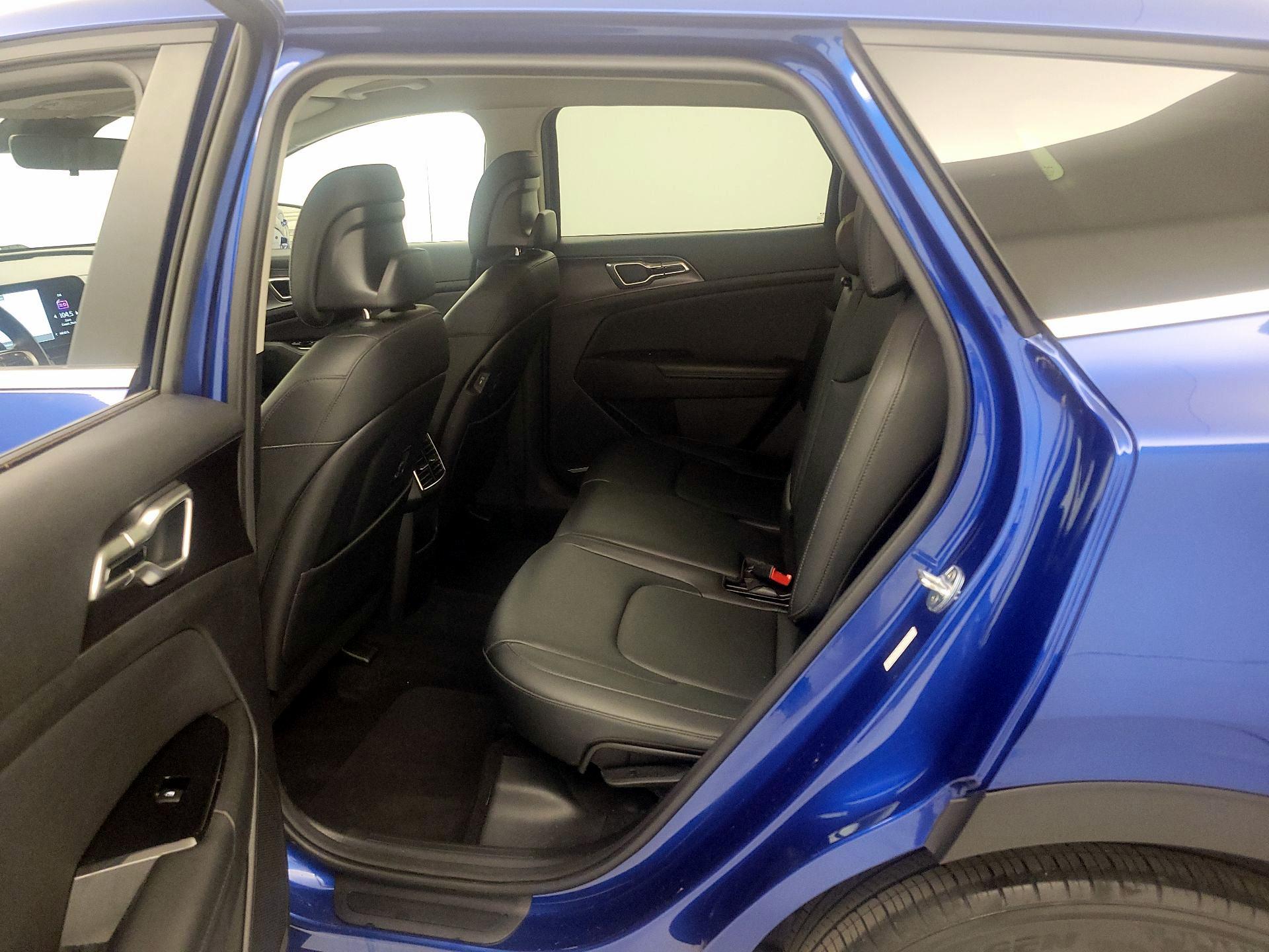 Thumbnail: 2023 Kia Sportage - 20