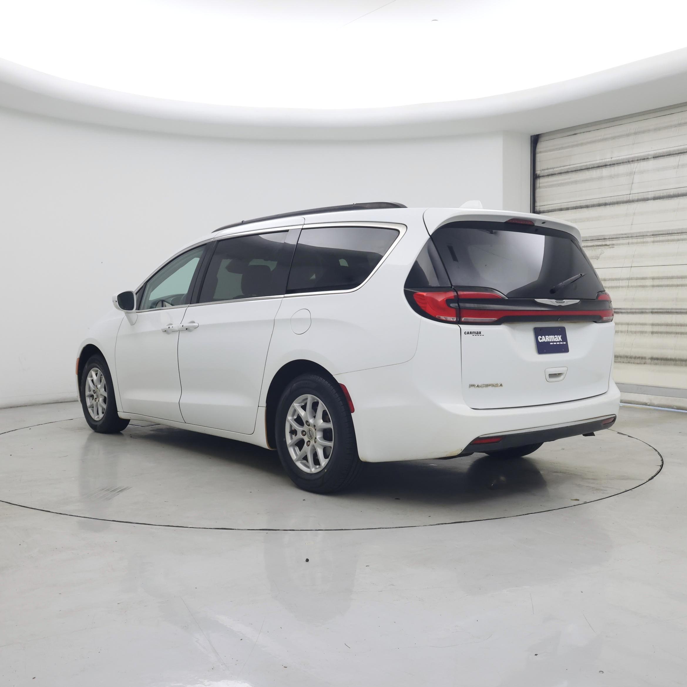 Thumbnail: 2022 Chrysler Pacifica - 2
