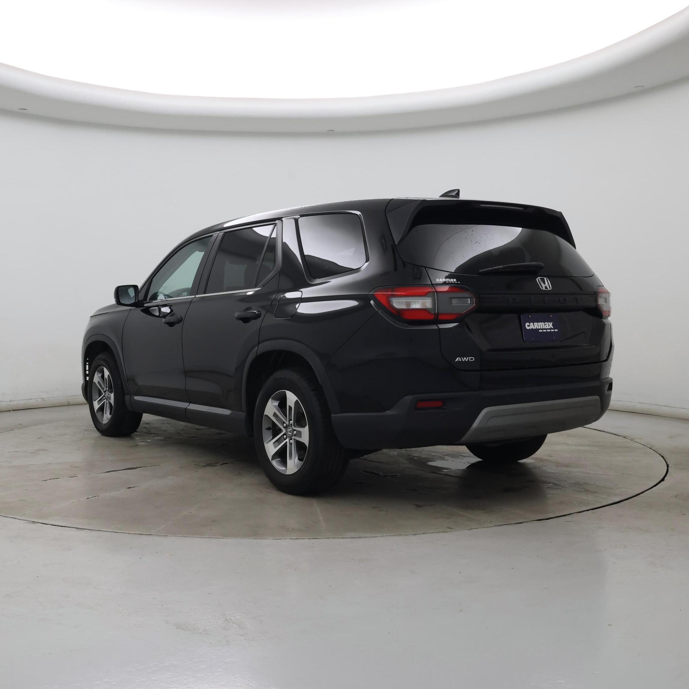 Thumbnail: 2023 Honda Pilot - 2