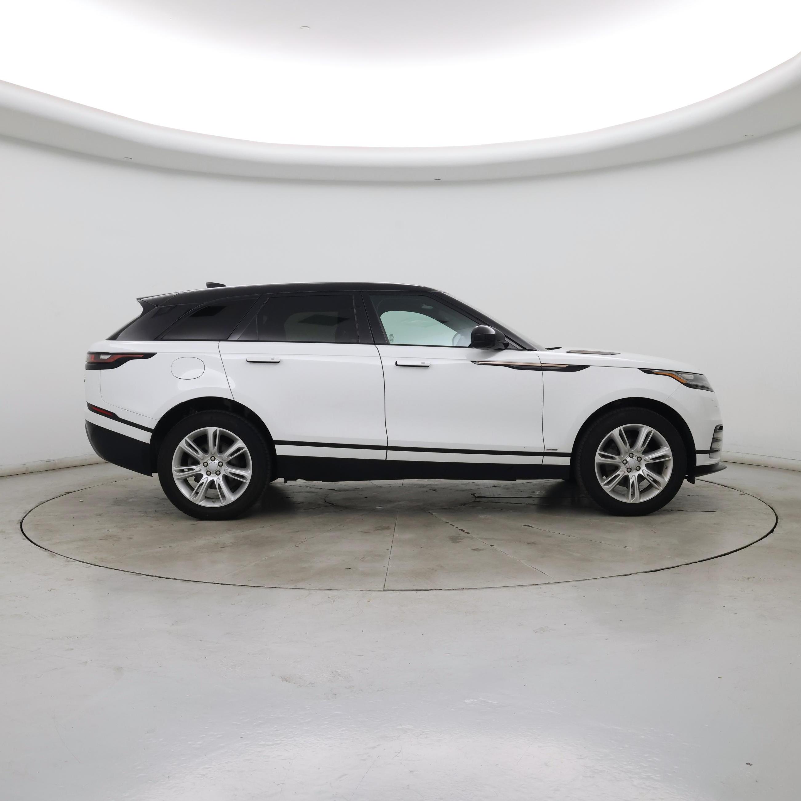 Thumbnail: 2020 Land Rover Range Rover Velar - 7