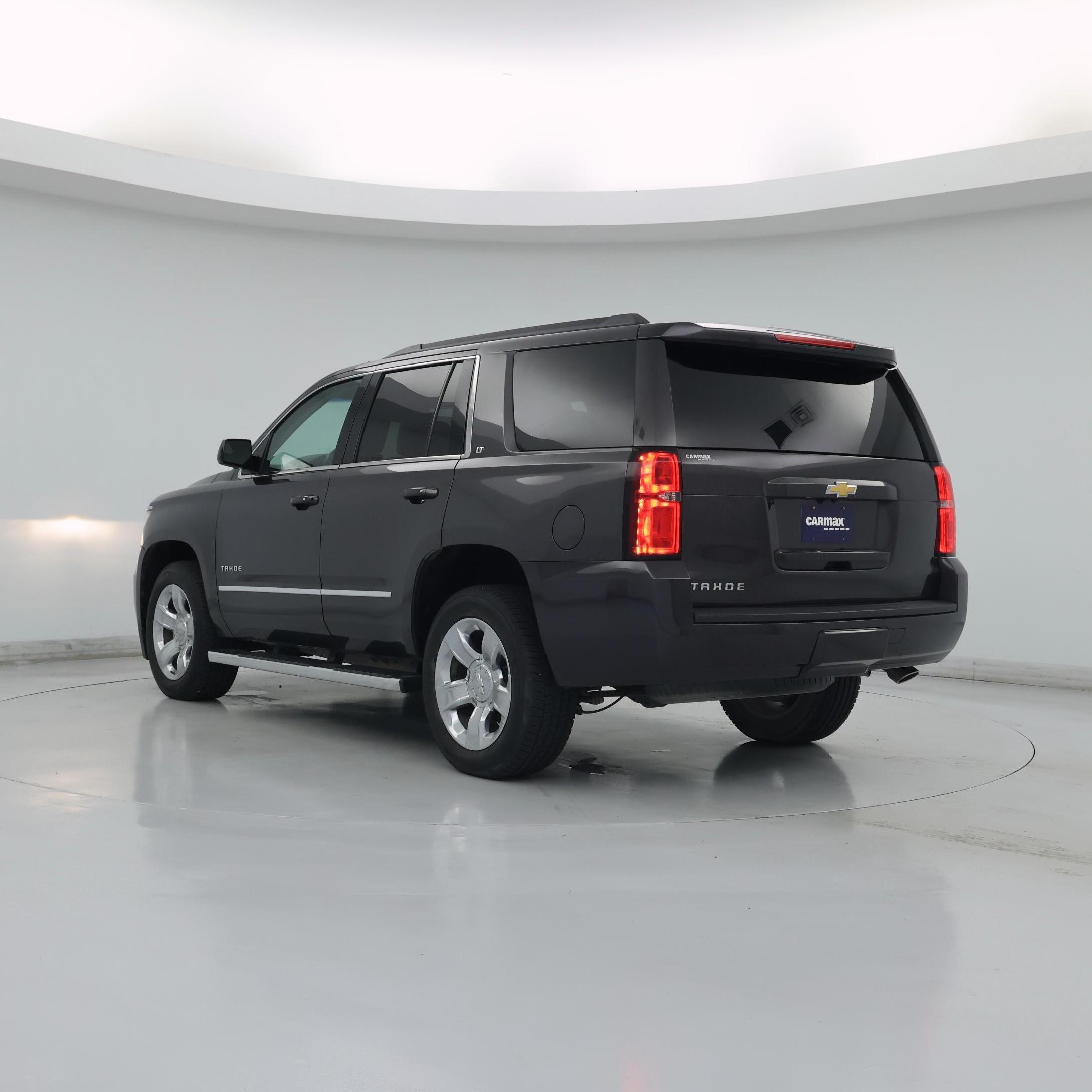Thumbnail: 2017 Chevrolet Tahoe - 2