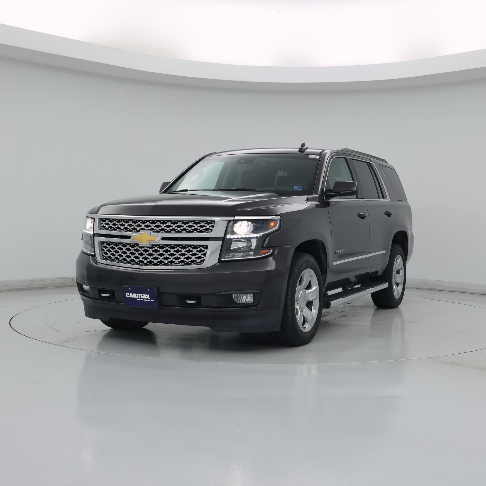 Thumbnail: 2017 Chevrolet Tahoe - 4