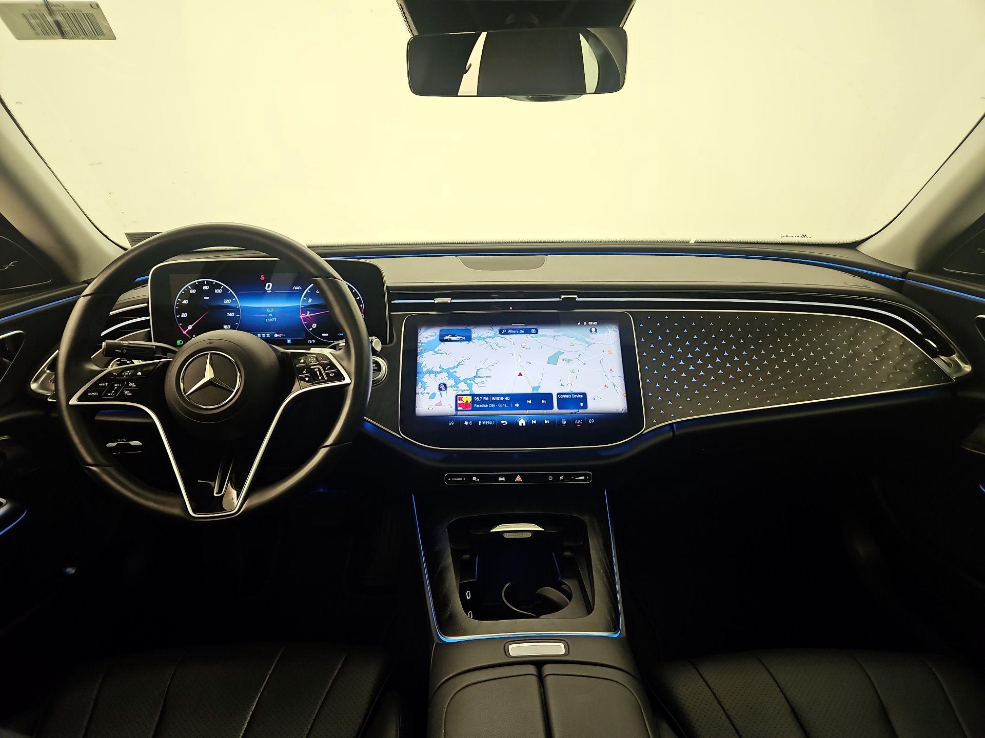 Thumbnail: 2024 Mercedes-Benz E-Class - 9