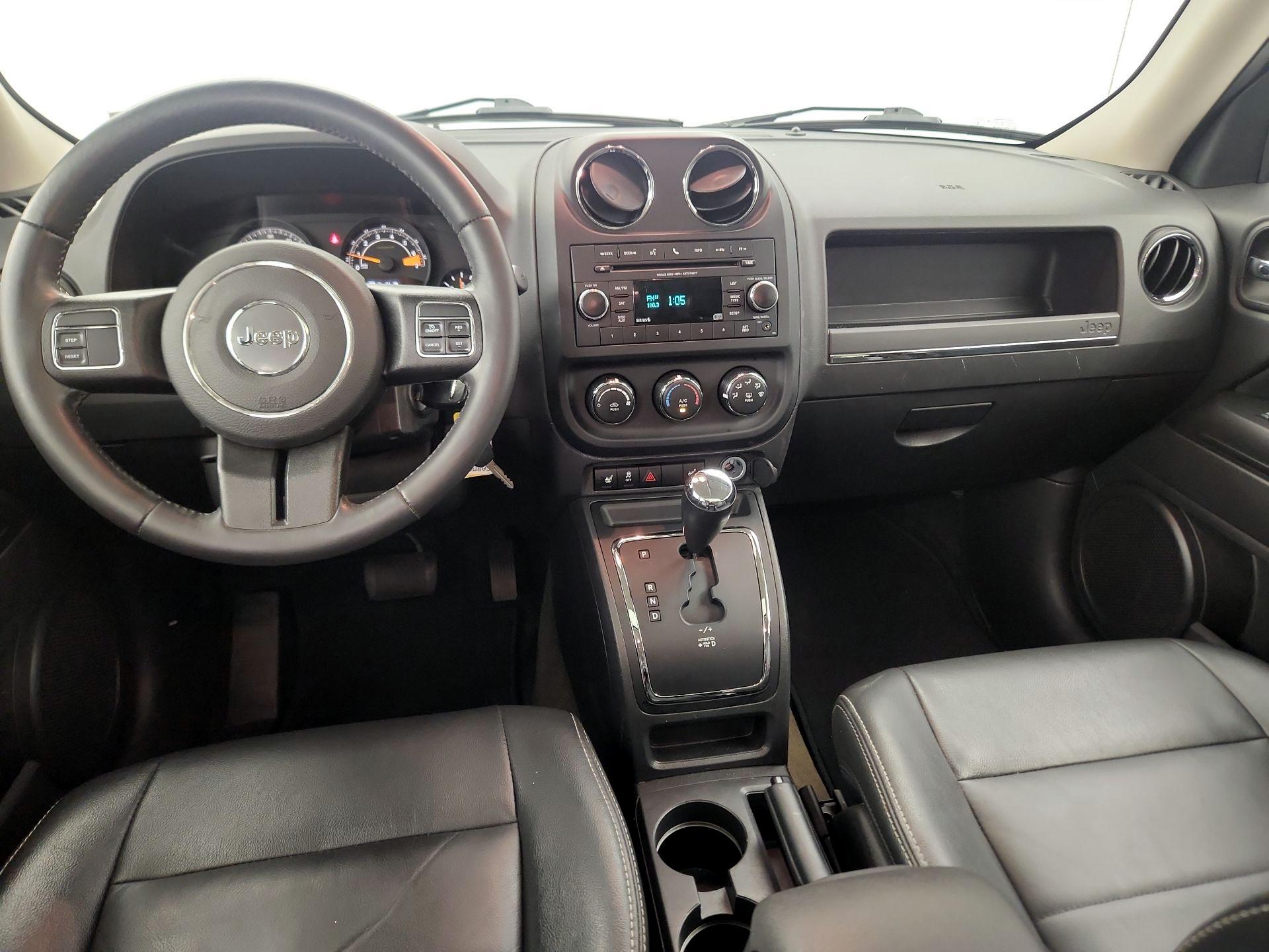 Thumbnail: 2017 Jeep Patriot - 9