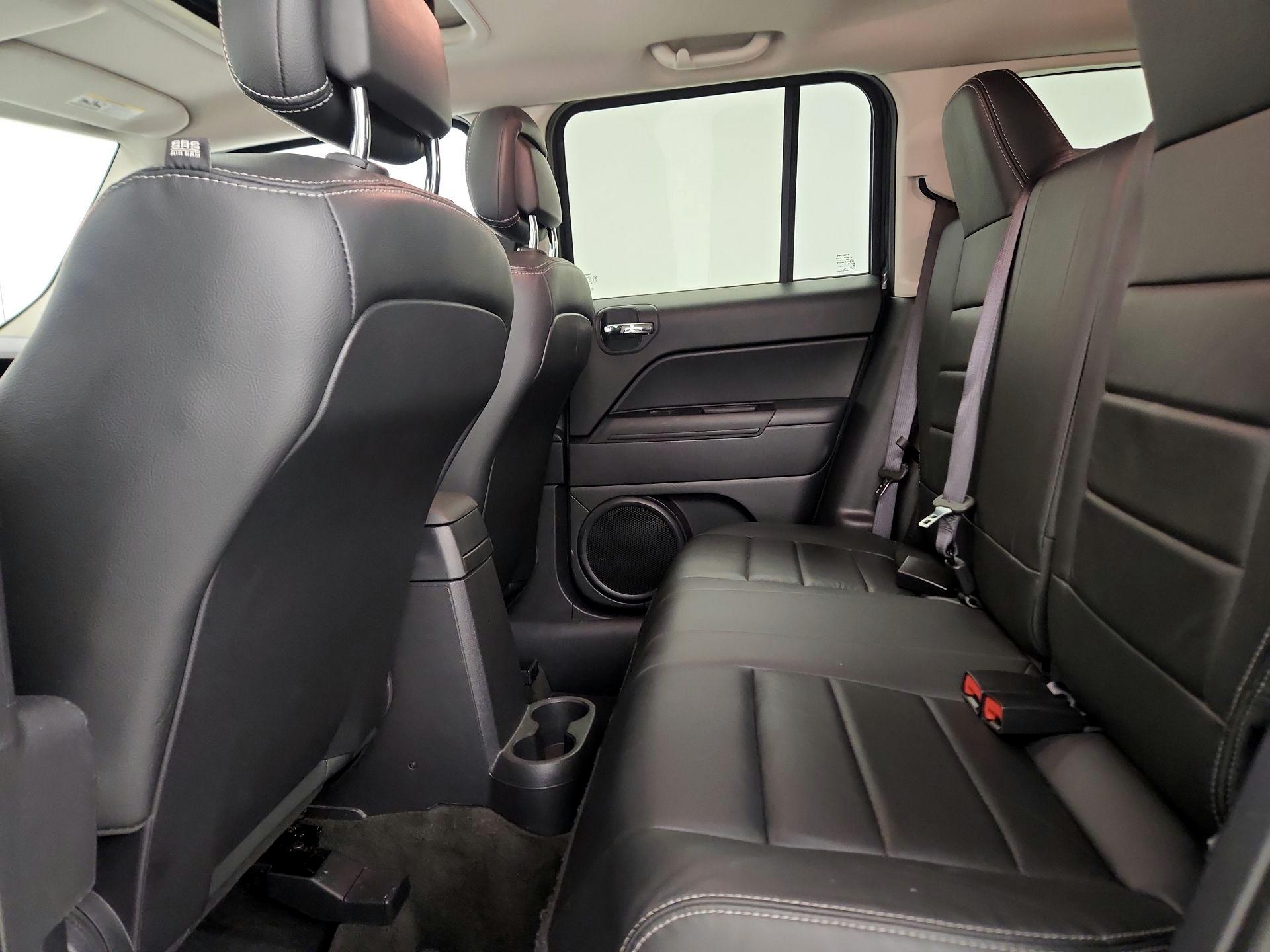 Thumbnail: 2017 Jeep Patriot - 17