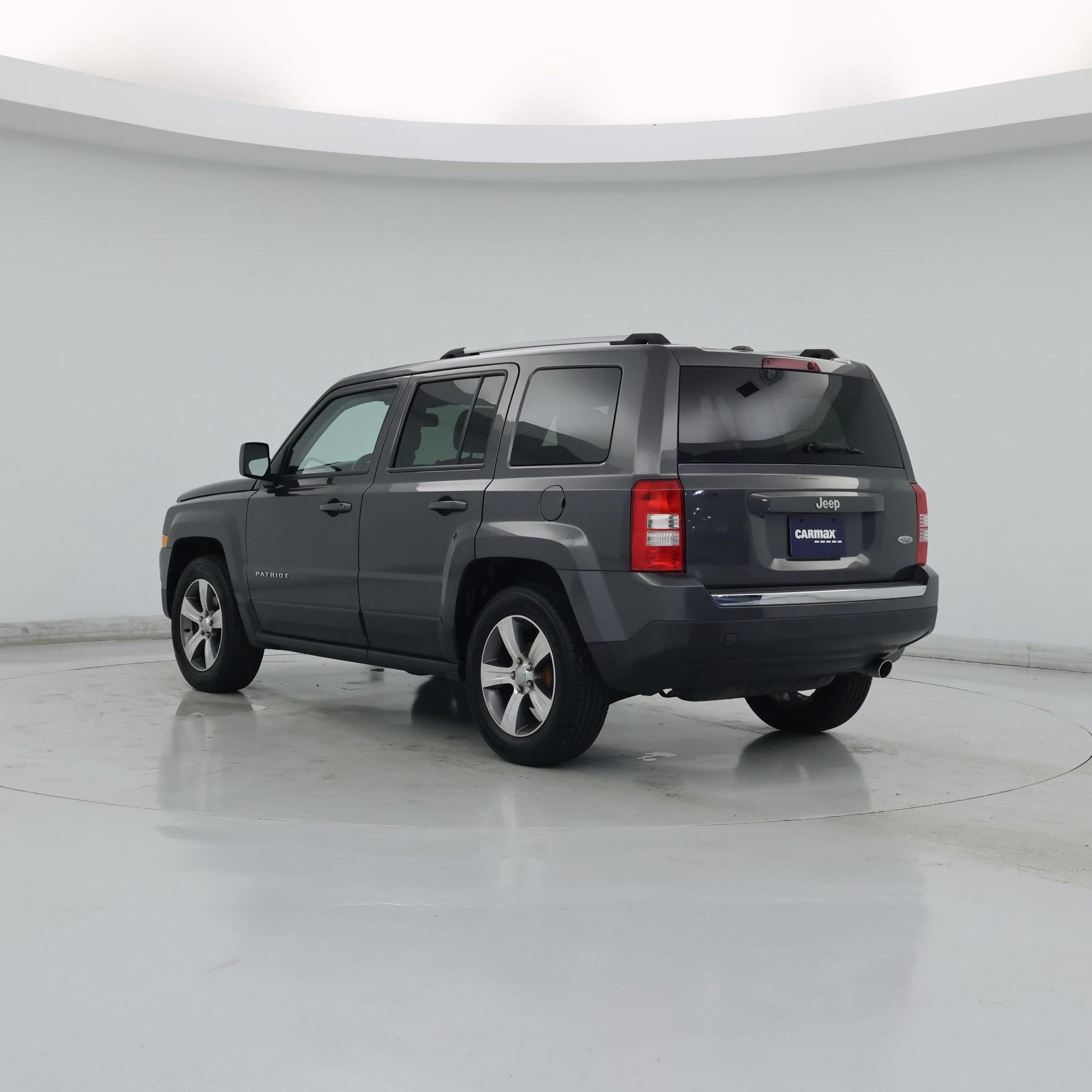 Thumbnail: 2017 Jeep Patriot - 2