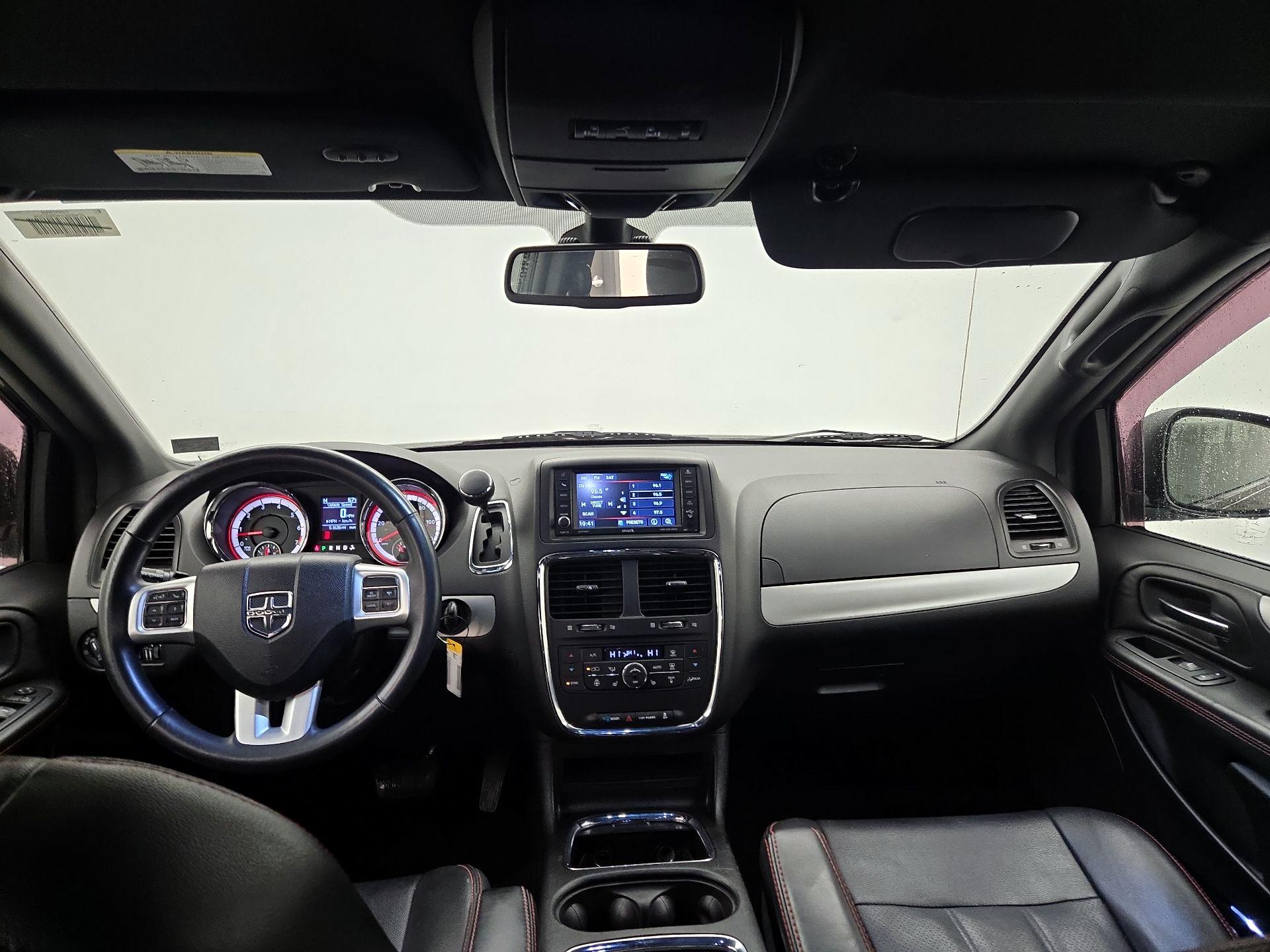 Thumbnail: 2019 Dodge Grand Caravan - 9