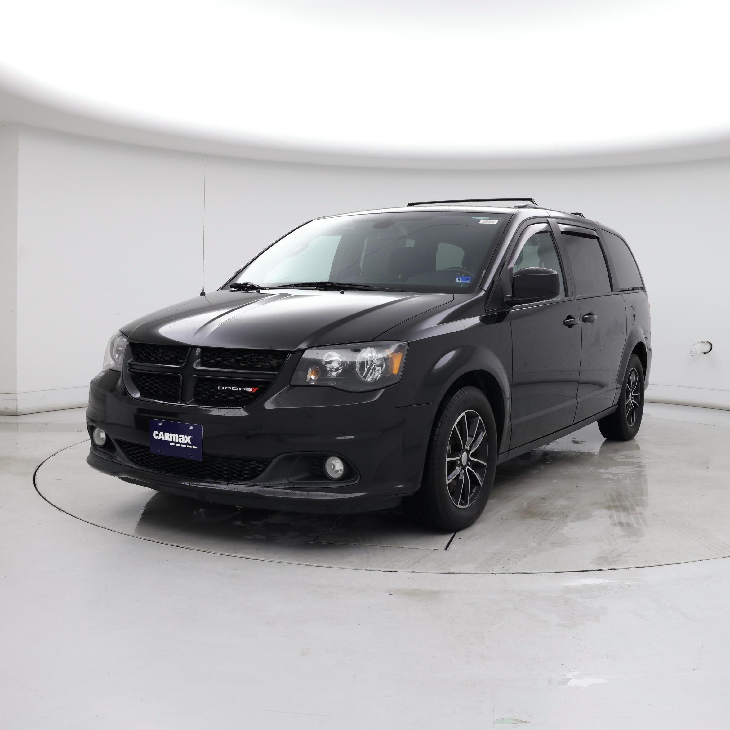 Thumbnail: 2019 Dodge Grand Caravan - 4