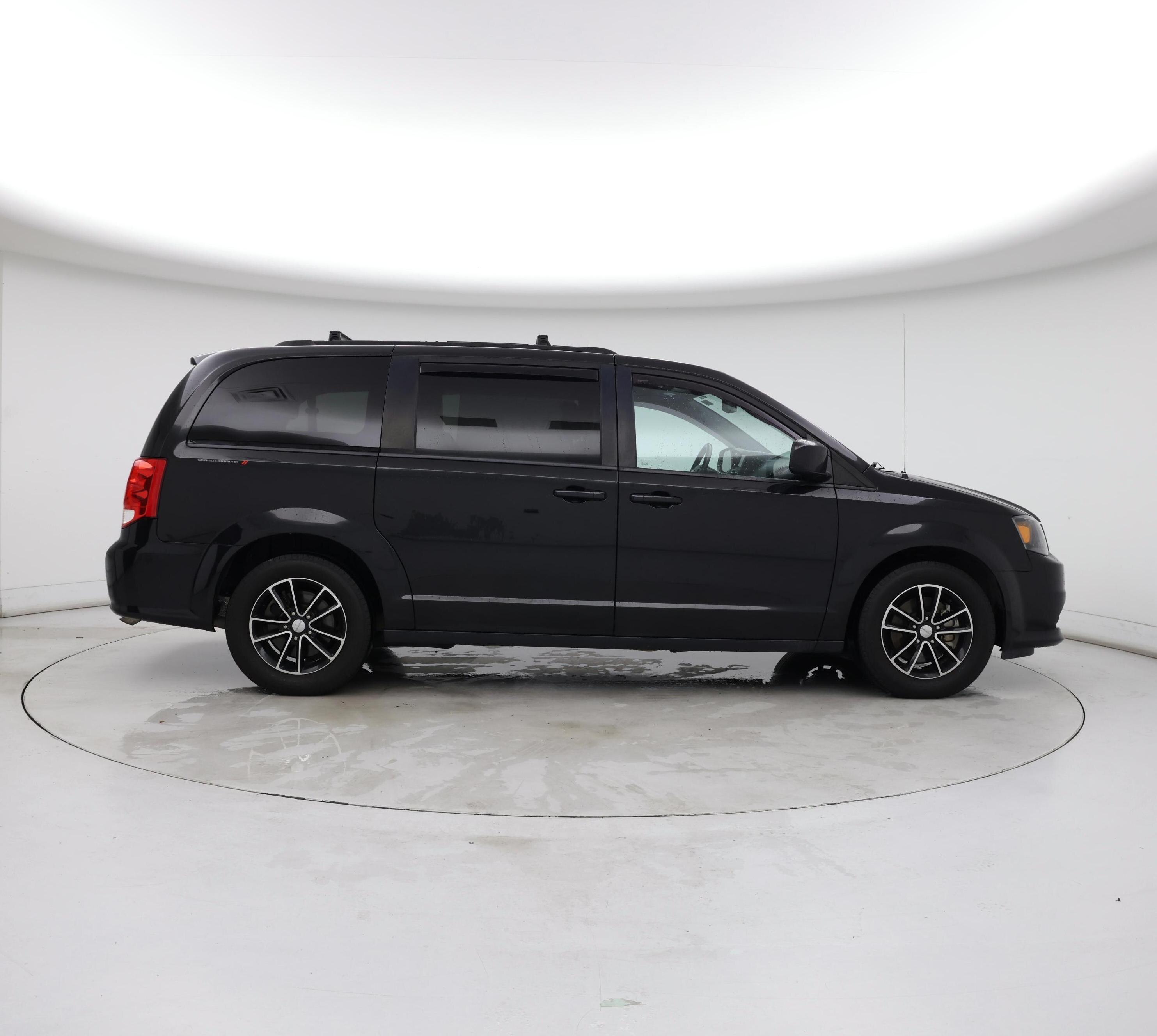 Thumbnail: 2019 Dodge Grand Caravan - 7