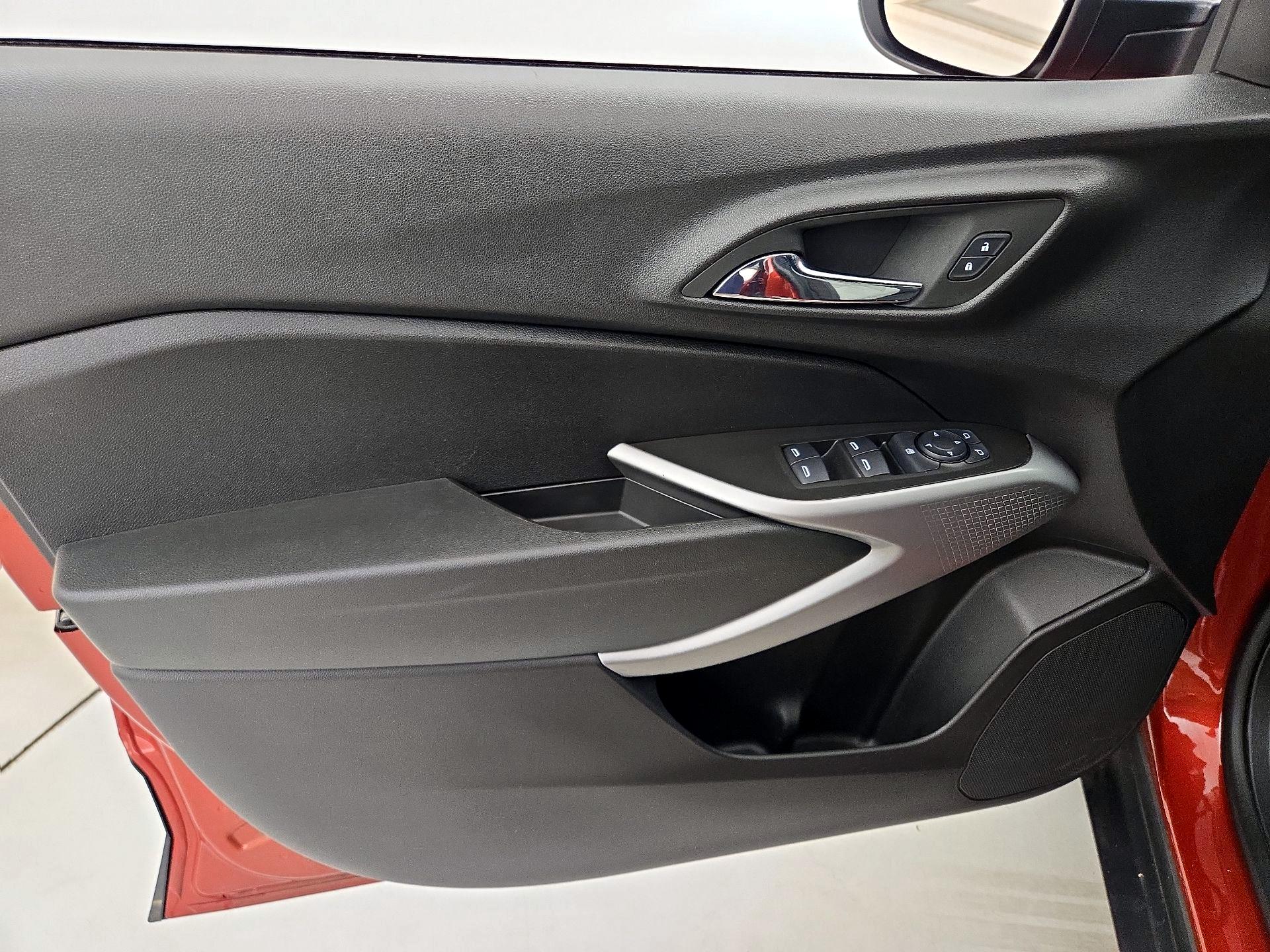 Thumbnail: 2024 Chevrolet Trax - 12