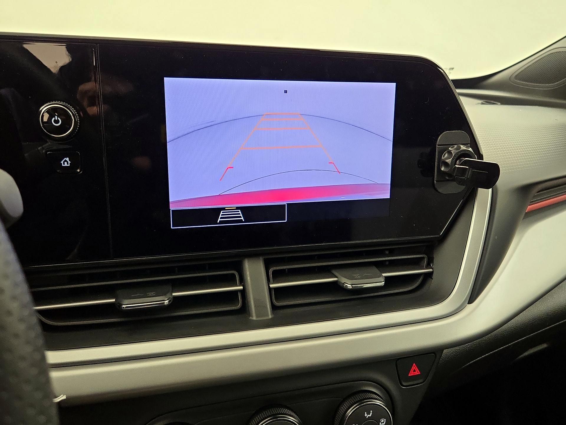 Thumbnail: 2024 Chevrolet Trax - 14