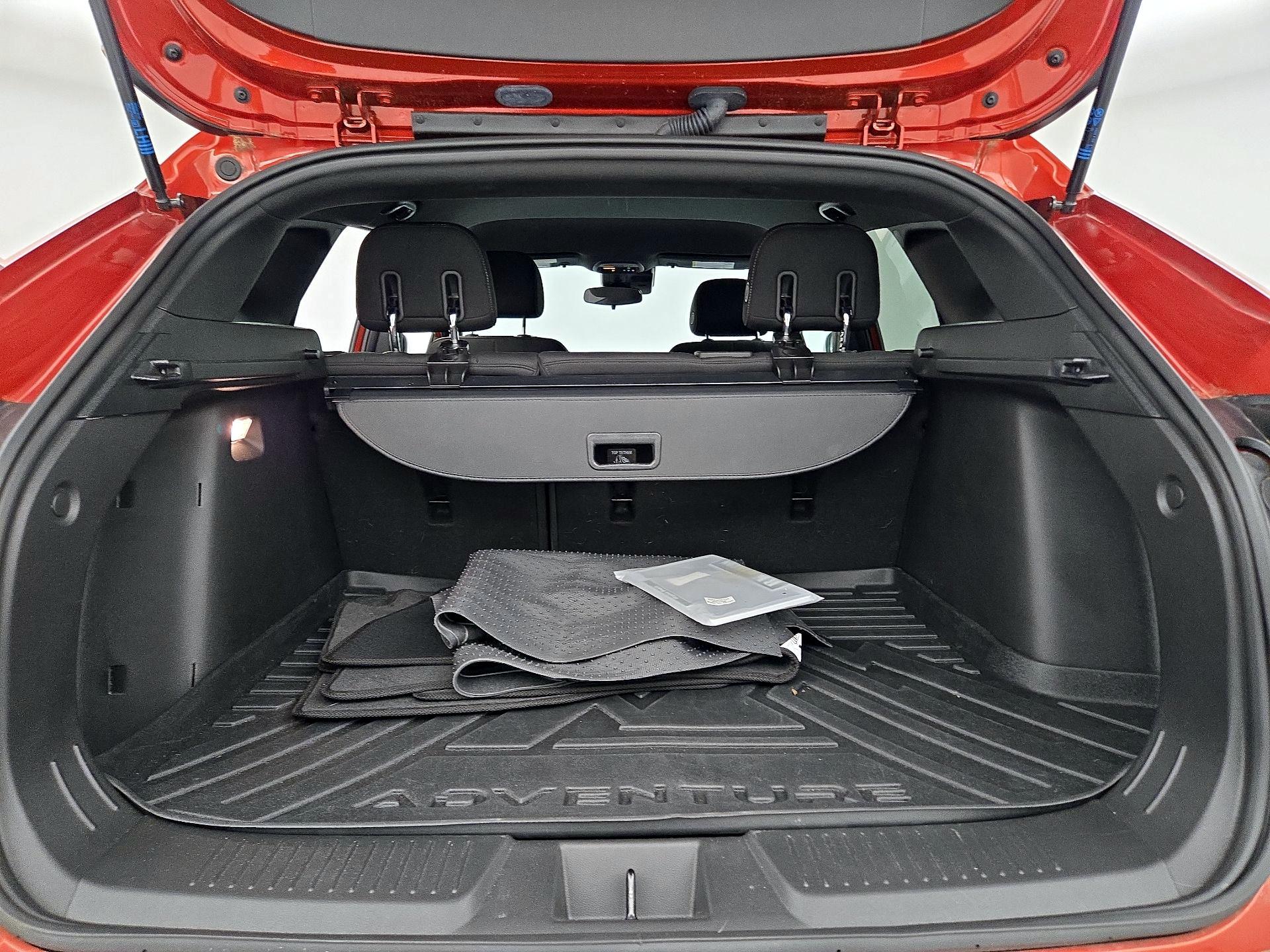 Thumbnail: 2024 Chevrolet Trax - 20