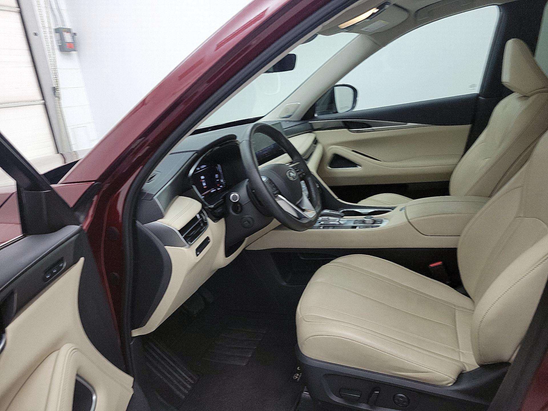 Thumbnail: 2023 INFINITI QX60 - 11