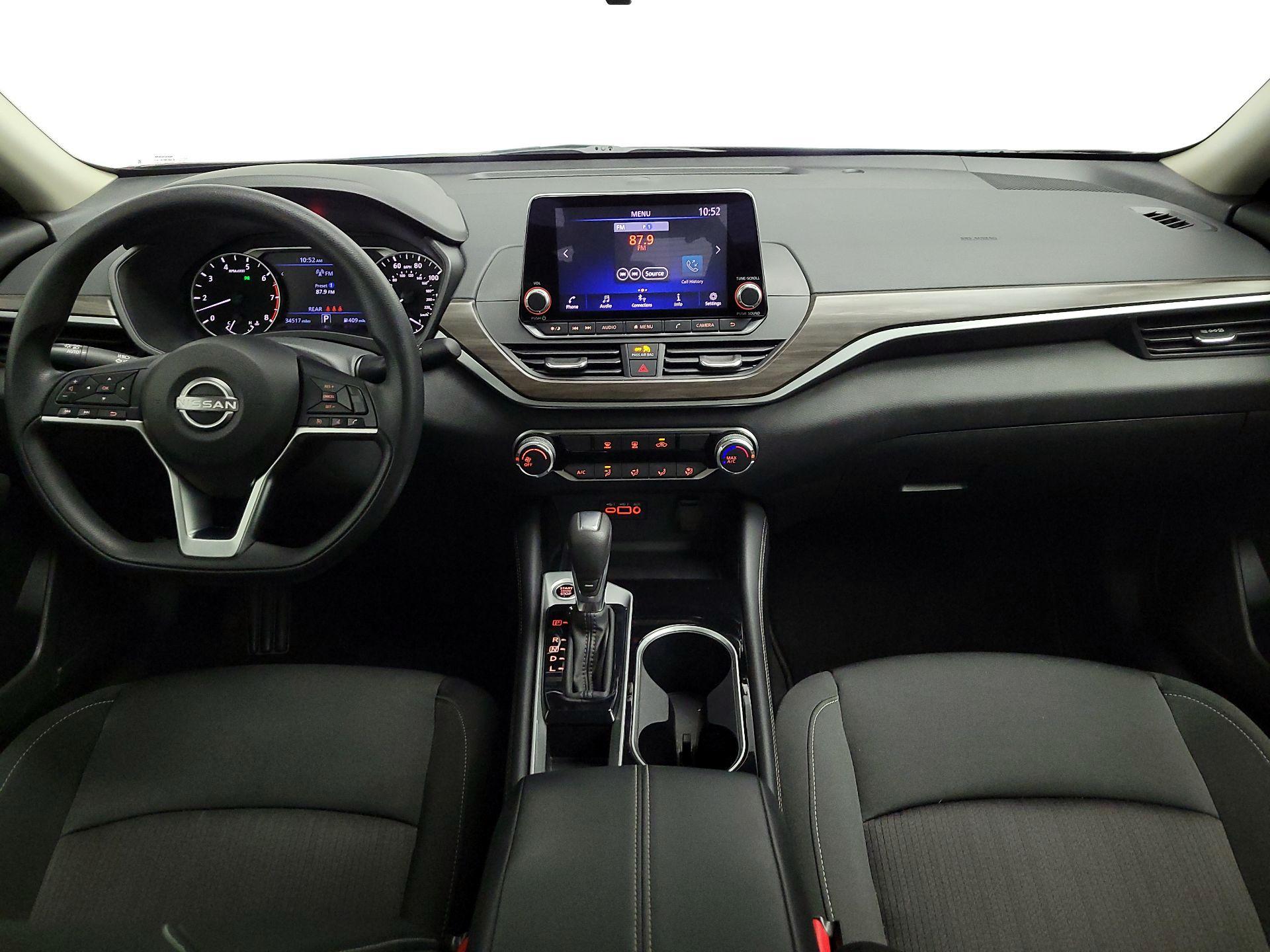 Thumbnail: 2023 Nissan Altima - 9