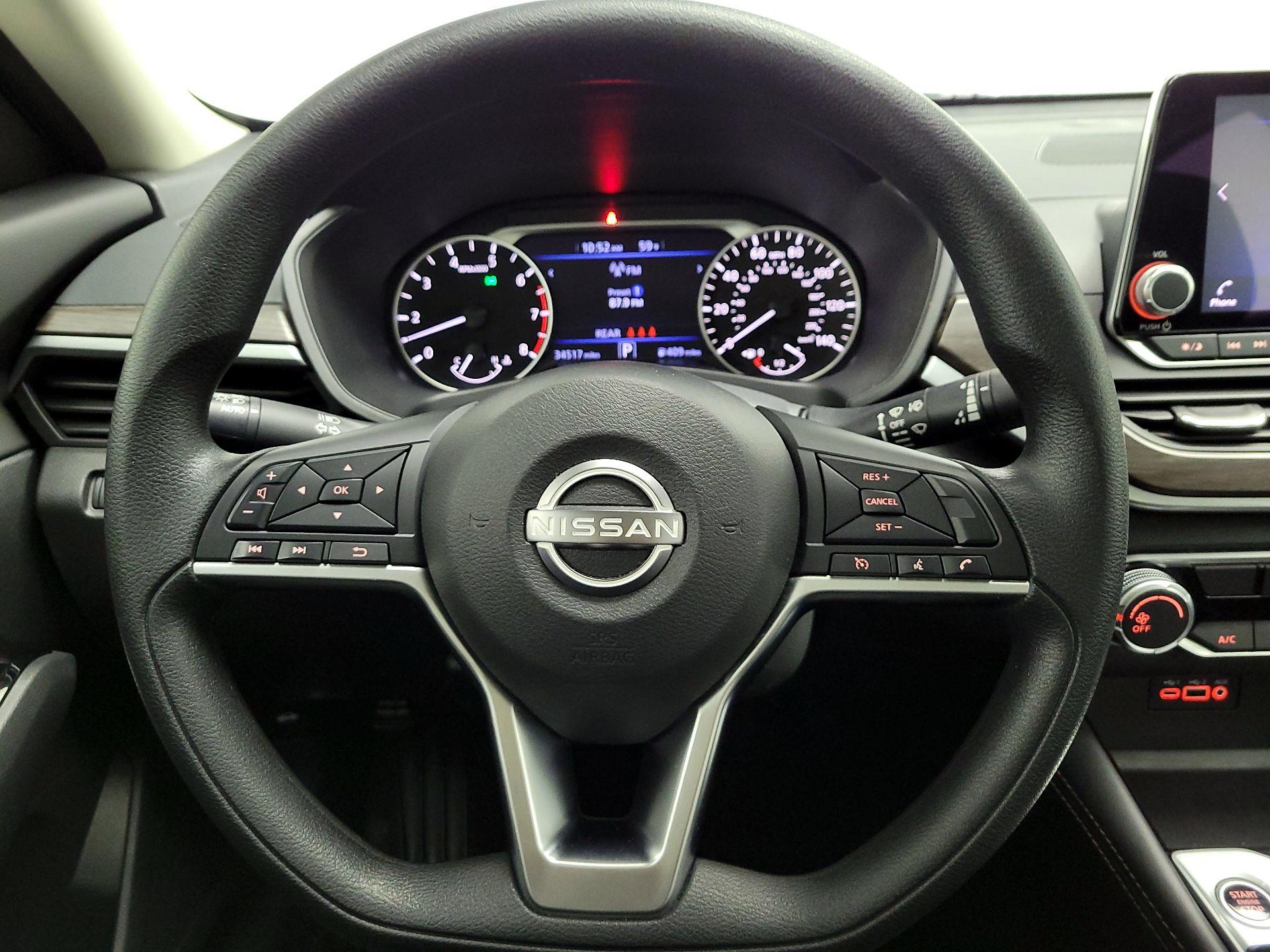 Thumbnail: 2023 Nissan Altima - 10