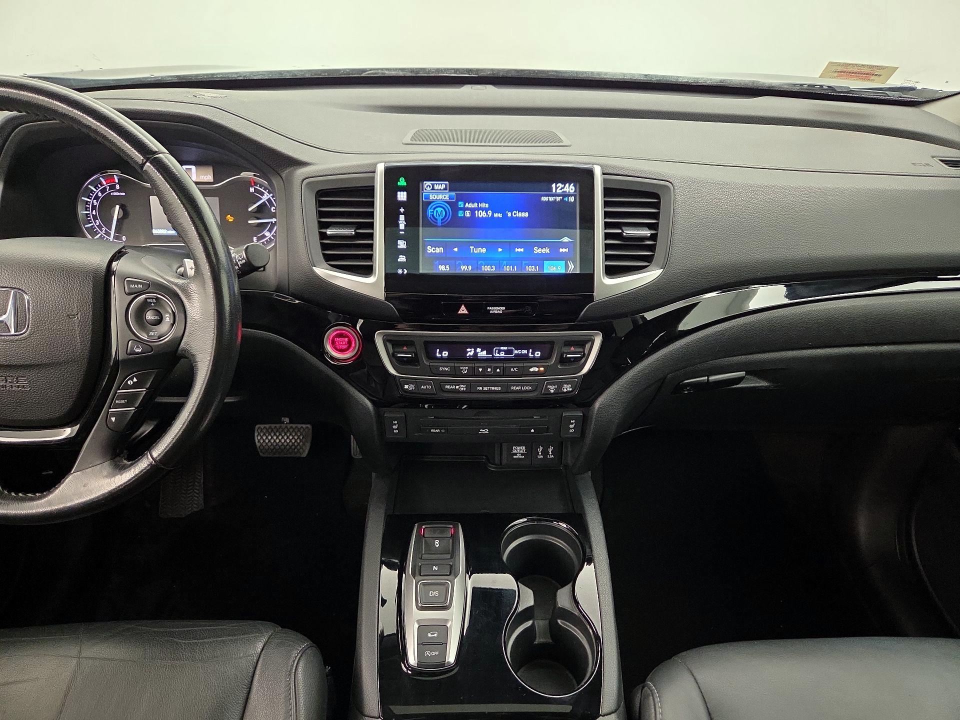 Thumbnail: 2016 Honda Pilot - 9