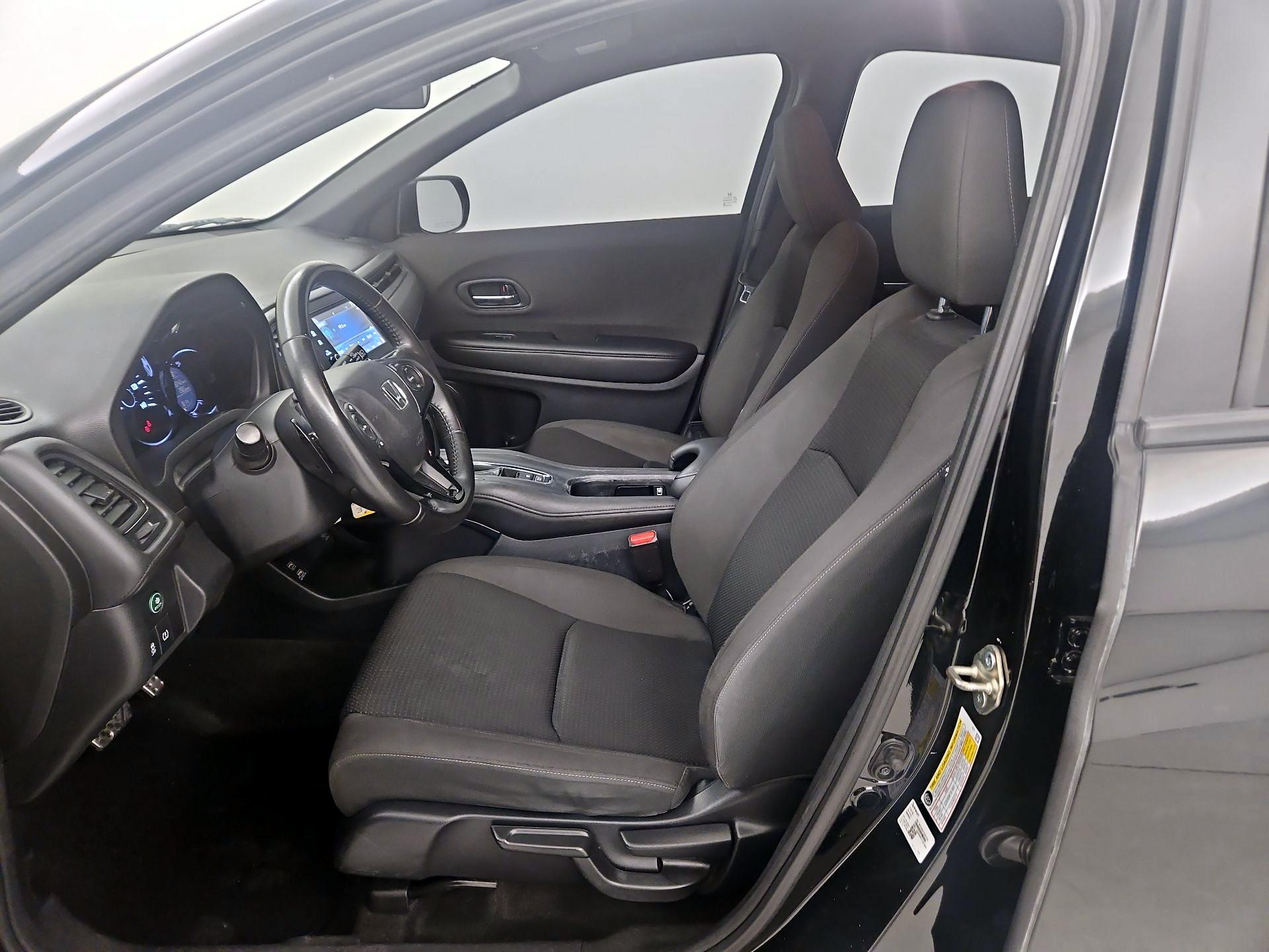 Thumbnail: 2019 Honda HR-V - 11