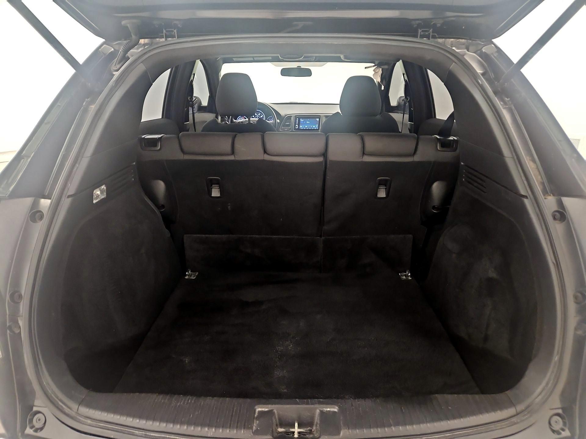 Thumbnail: 2019 Honda HR-V - 20