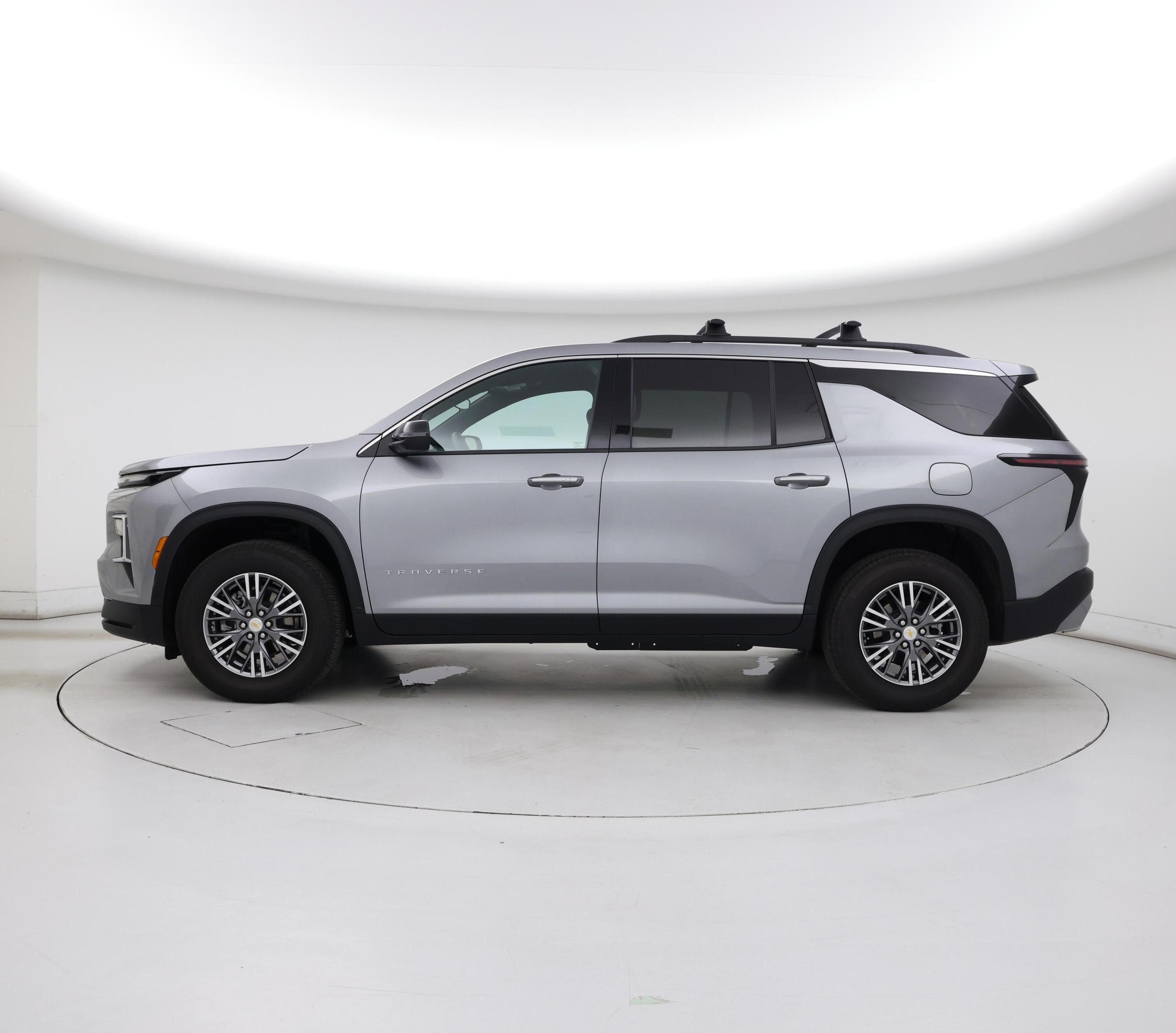 Thumbnail: 2025 Chevrolet Traverse - 3