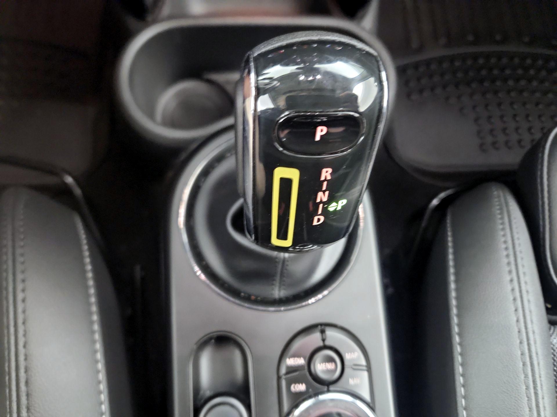 Thumbnail: 2023 MINI Cooper Hardtop - 17