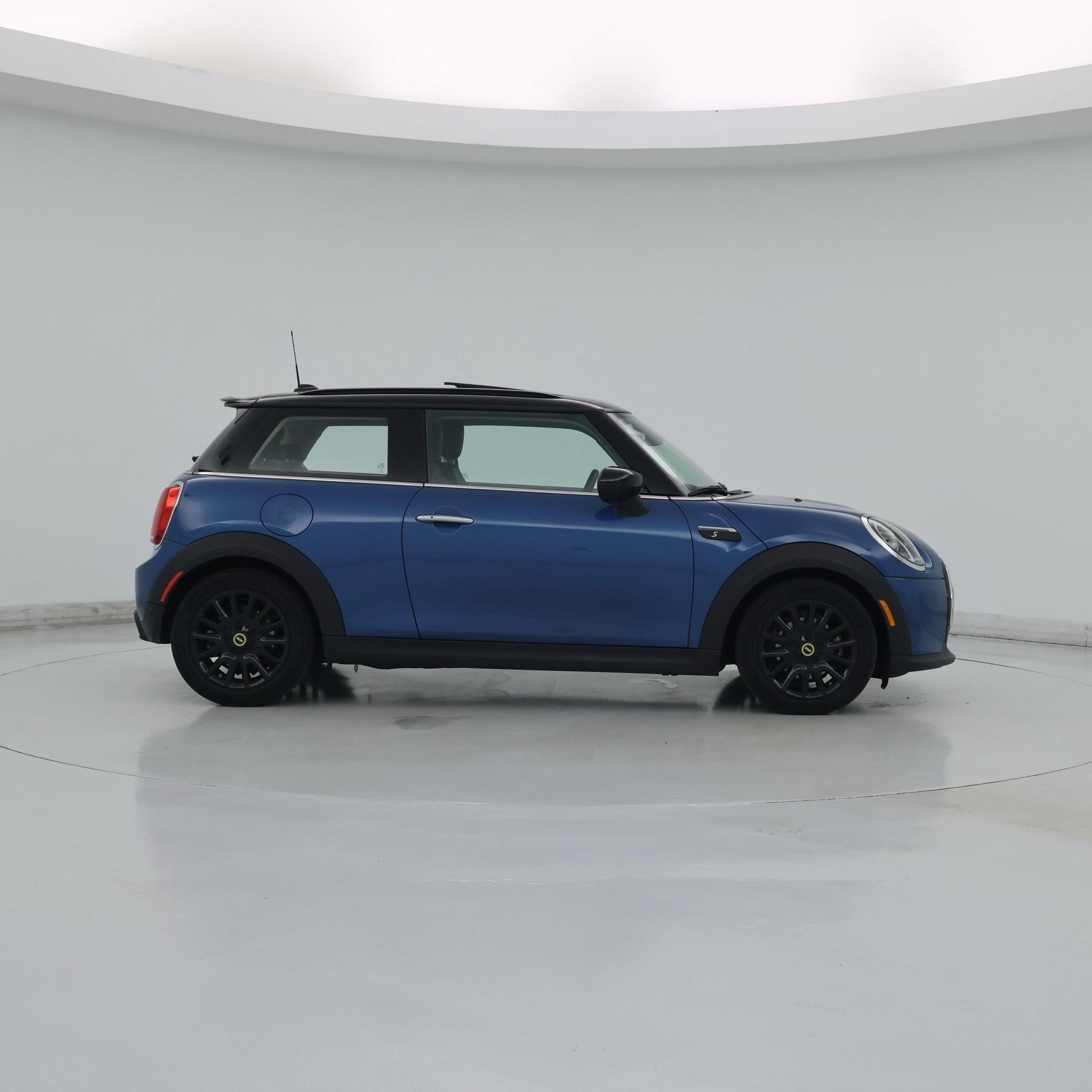 Thumbnail: 2023 MINI Cooper Hardtop - 7