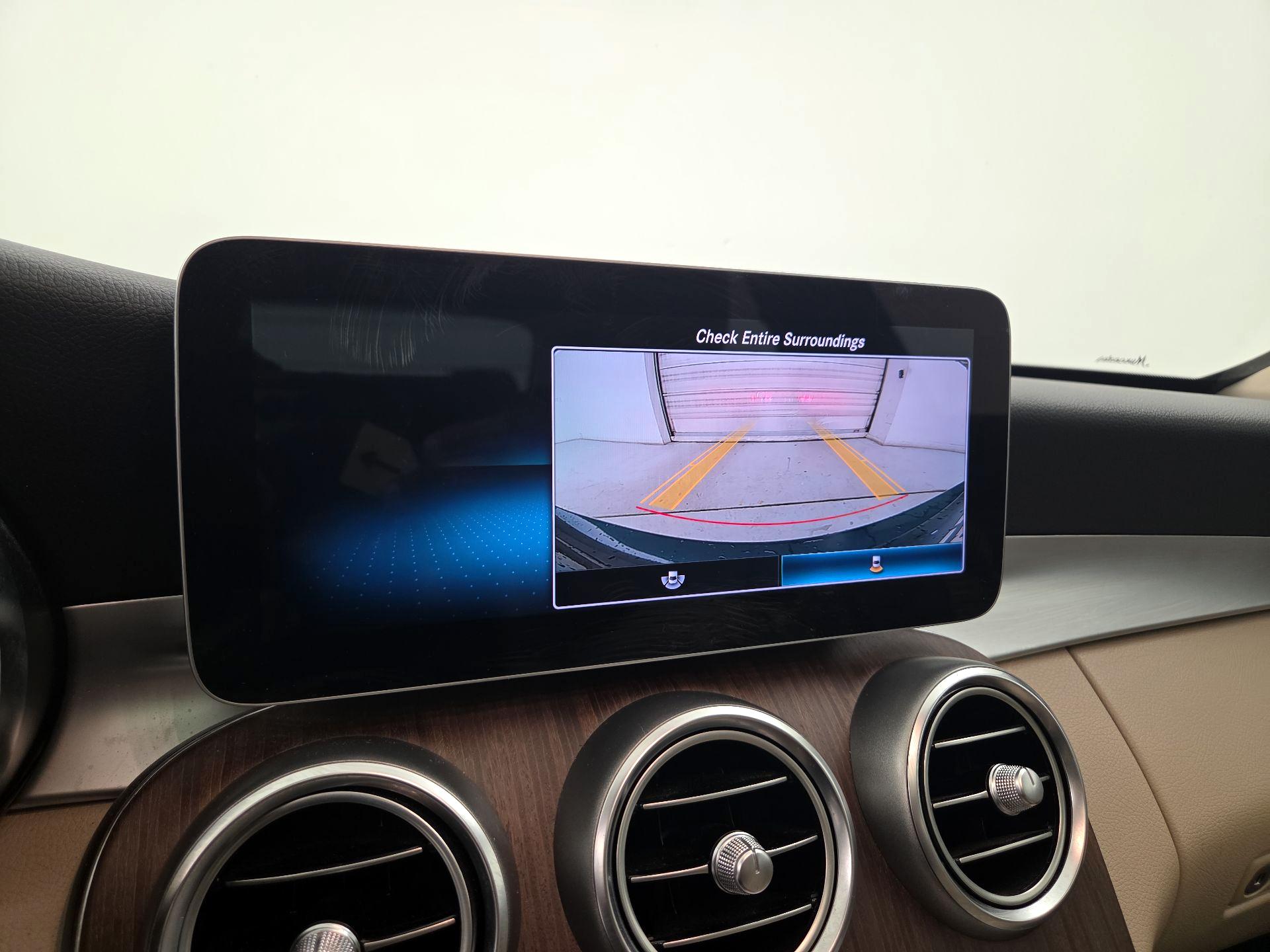 Thumbnail: 2020 Mercedes-Benz C-Class - 14