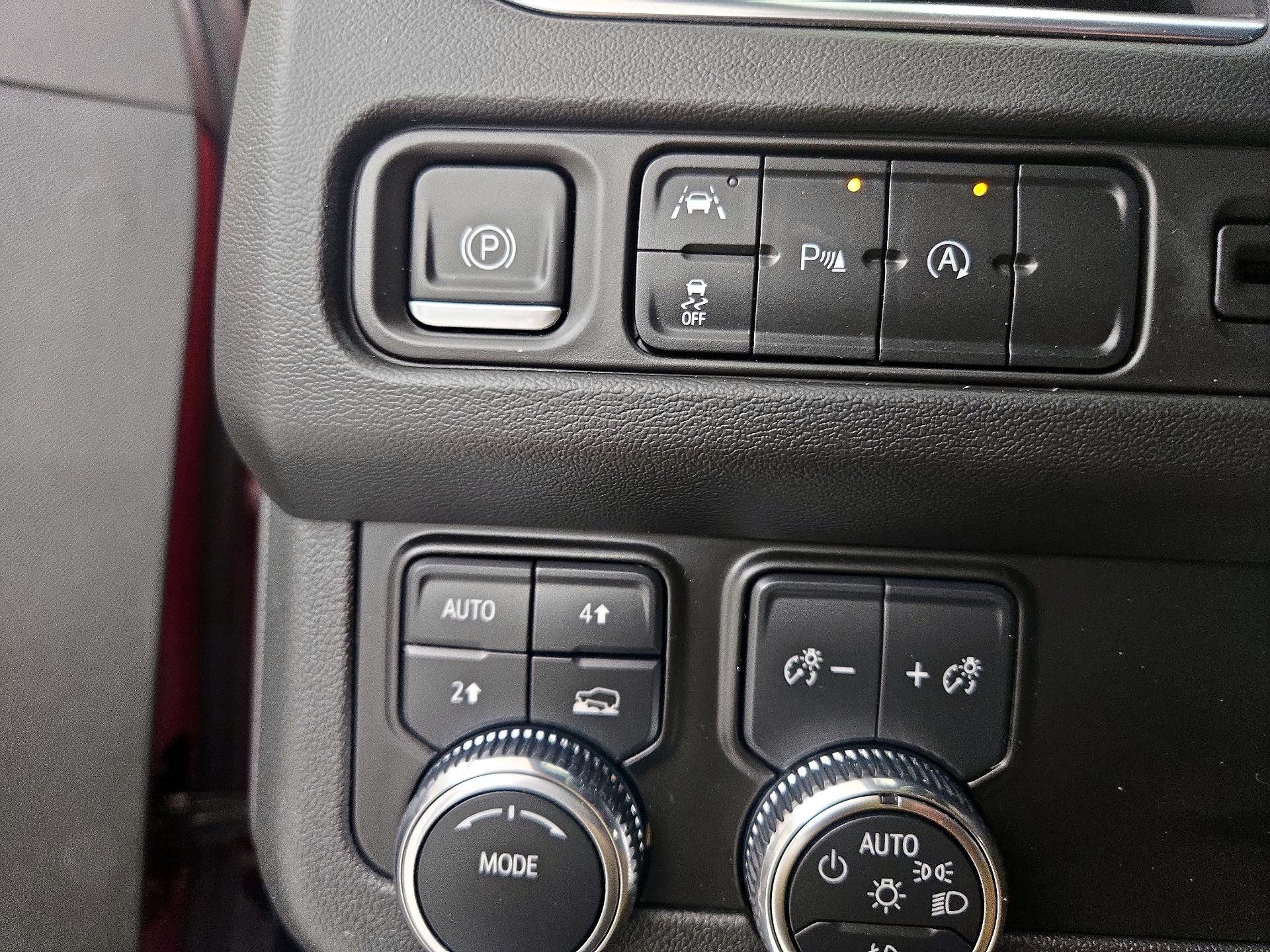 Thumbnail: 2023 GMC Yukon - 13