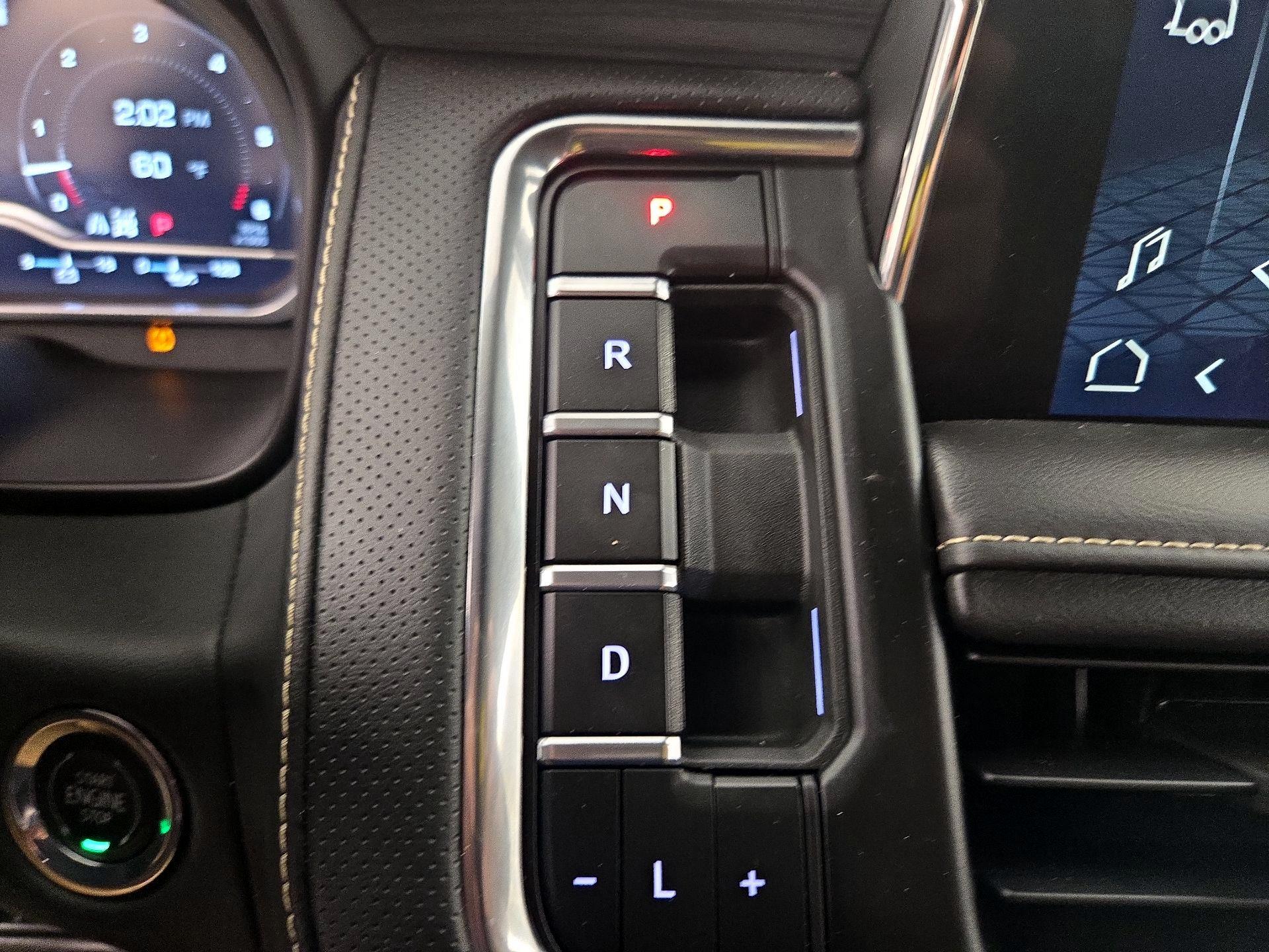 Thumbnail: 2023 GMC Yukon - 17