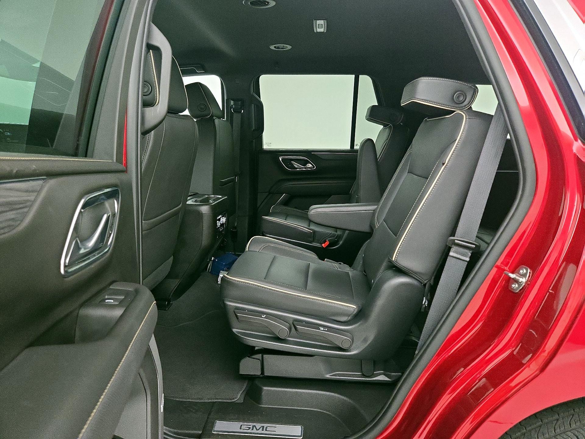Thumbnail: 2023 GMC Yukon - 19