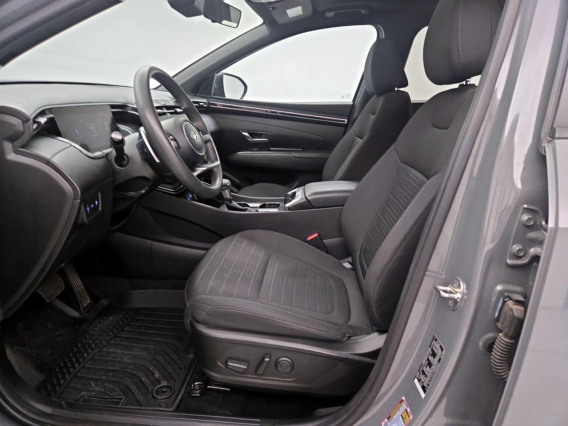 Thumbnail: 2023 Hyundai Santa Cruz - 11