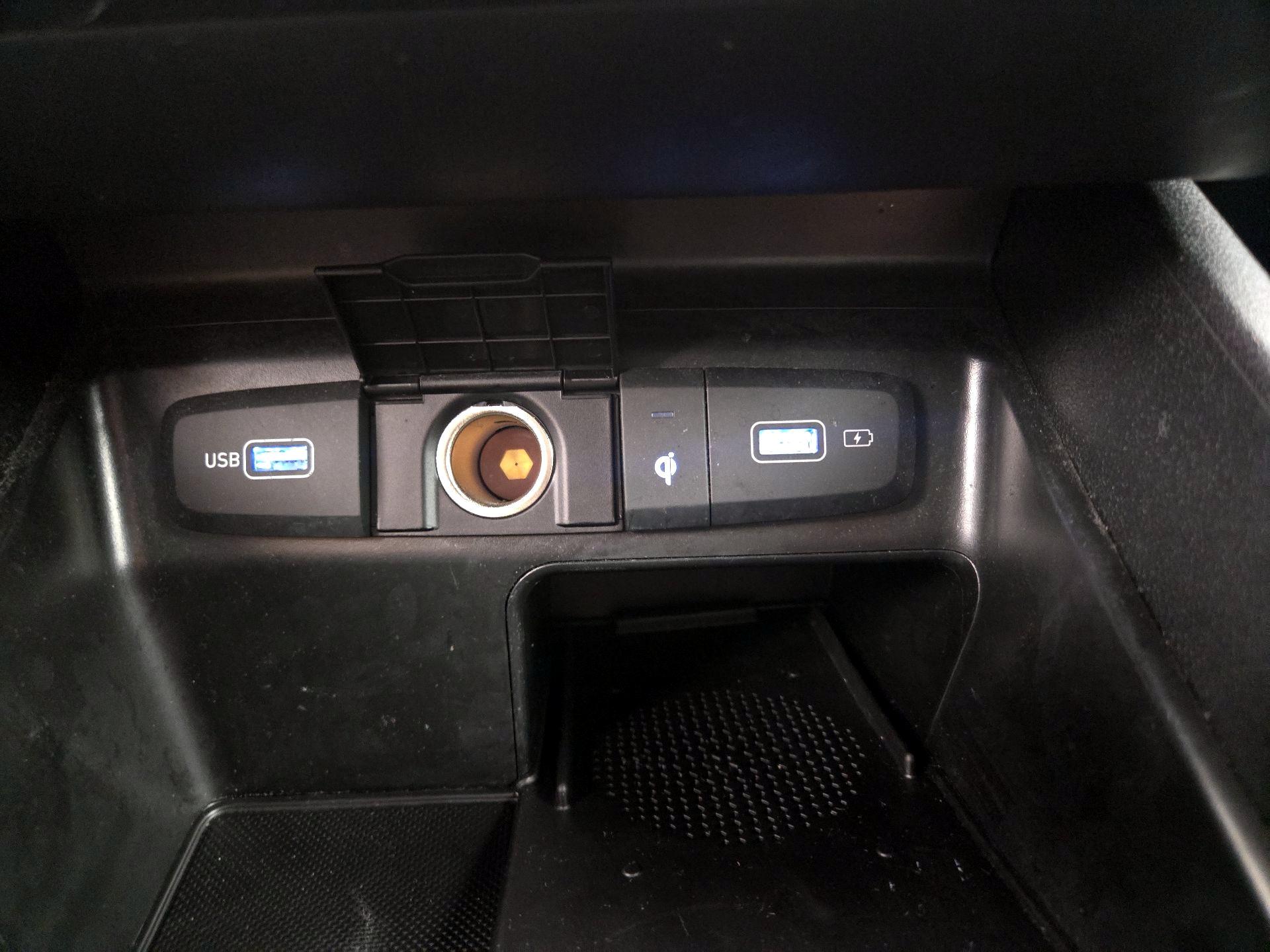 Thumbnail: 2023 Hyundai Santa Cruz - 18