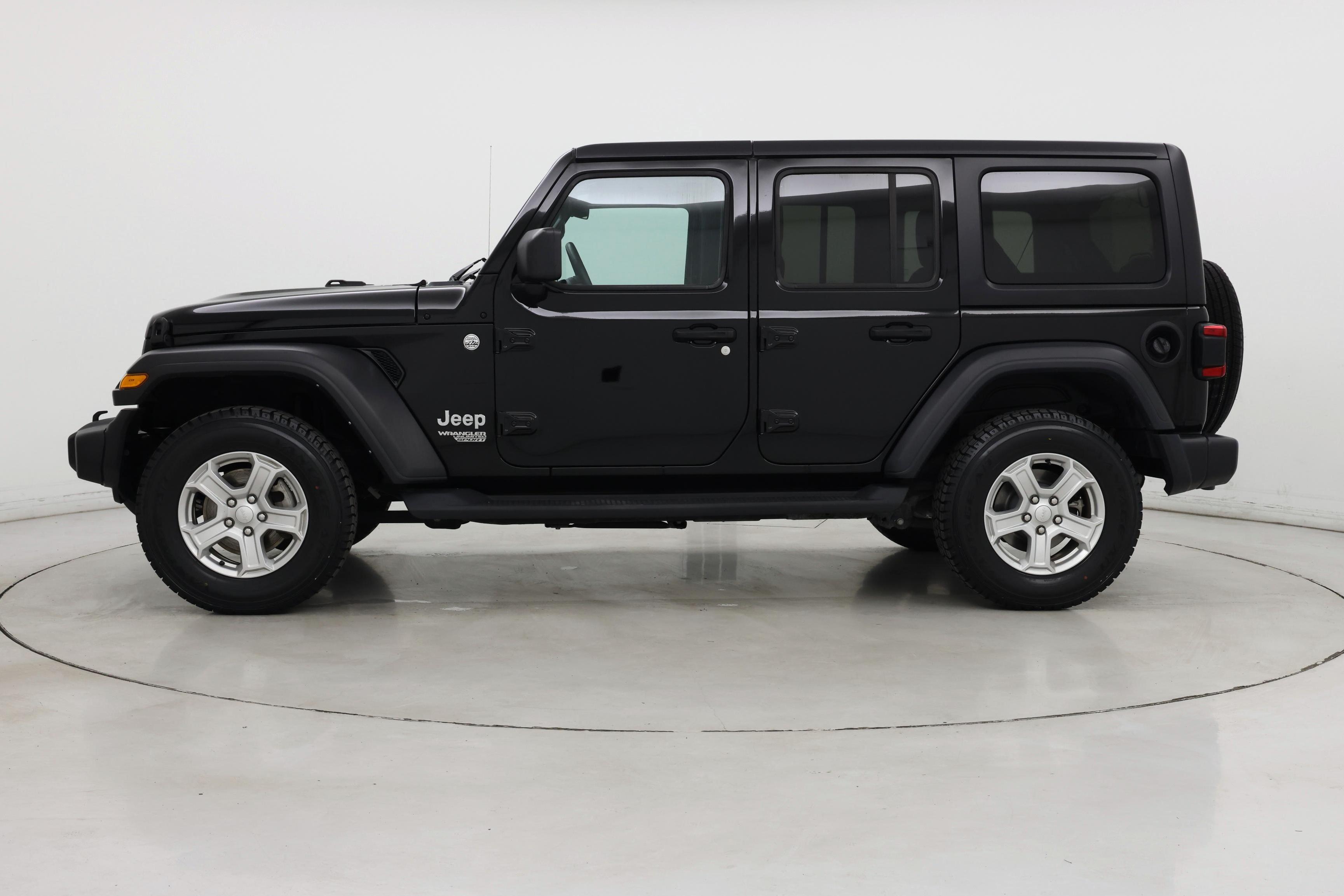 Thumbnail: 2021 Jeep Wrangler - 3